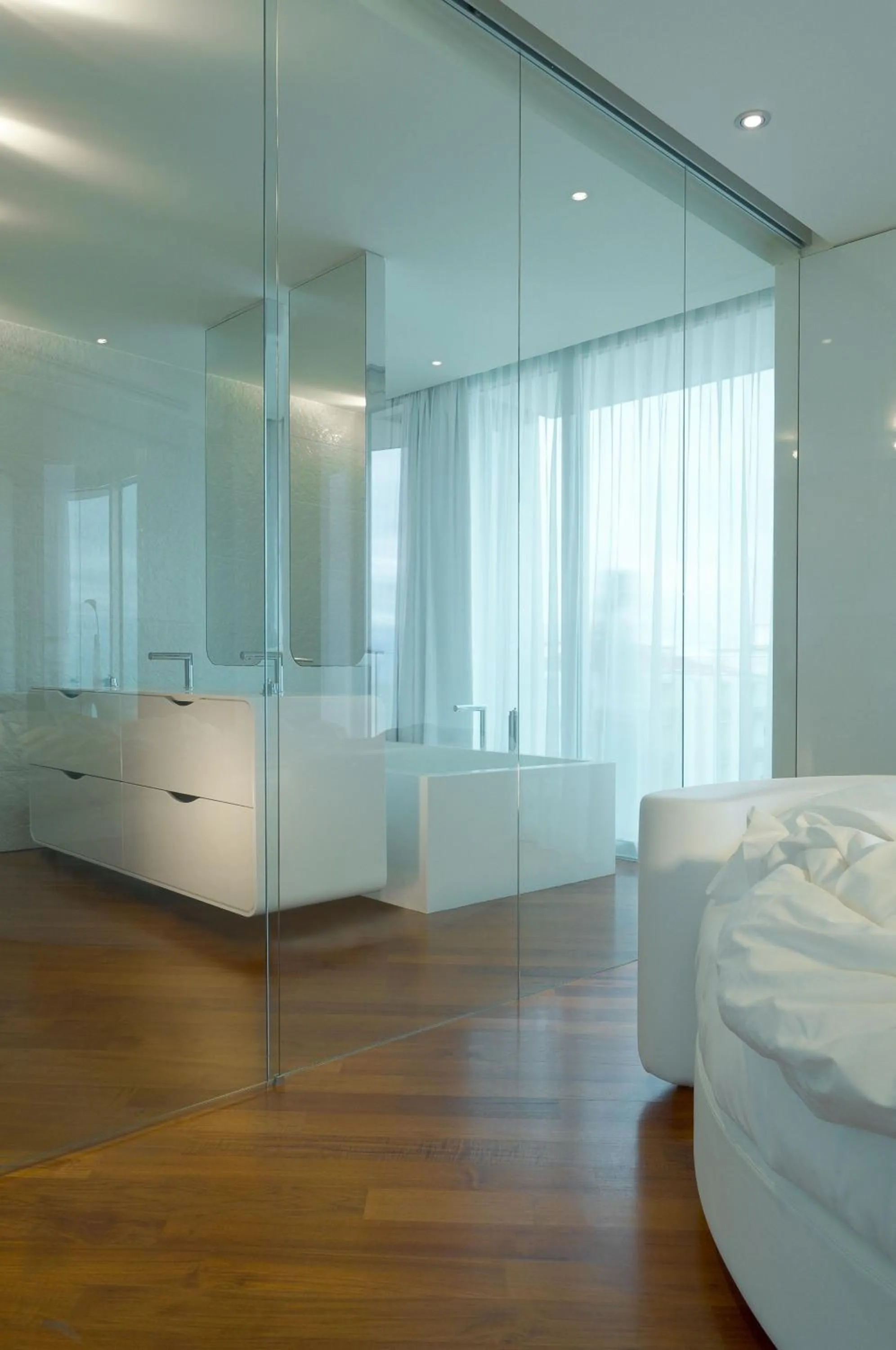 Bath, Bed in i-Suite Hotel