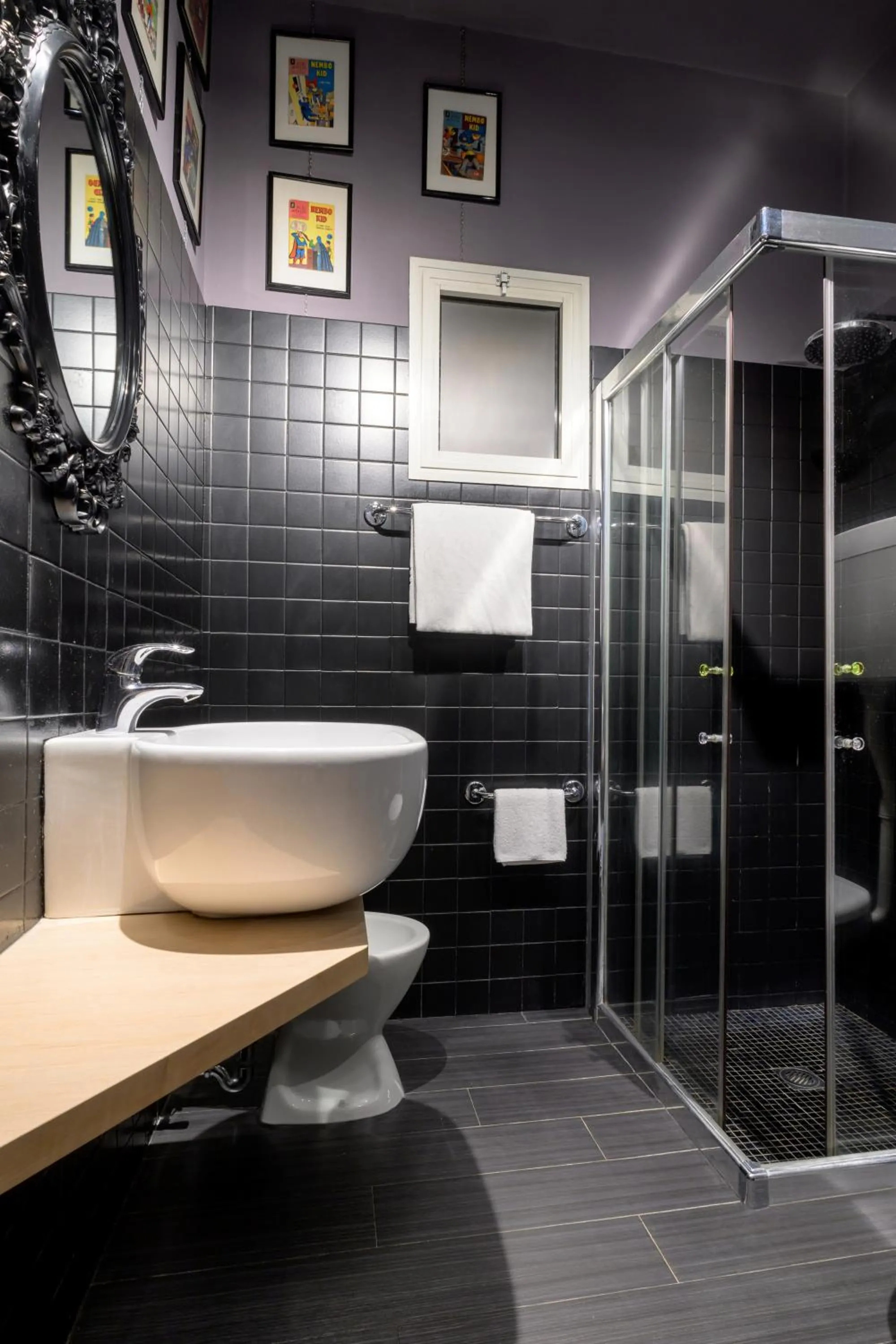 Bathroom in Hotel Perla - The storyhoteller