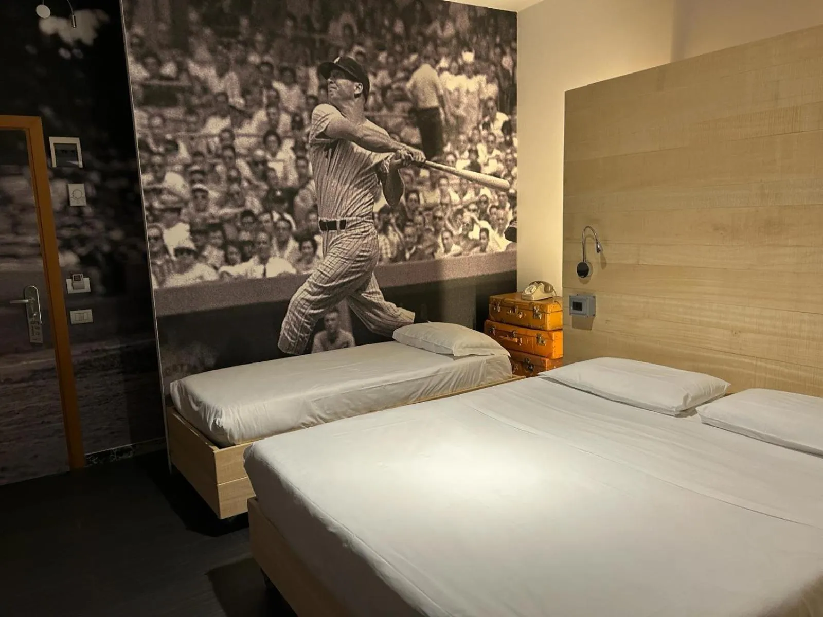 Bedroom in Hotel Perla - The storyhoteller