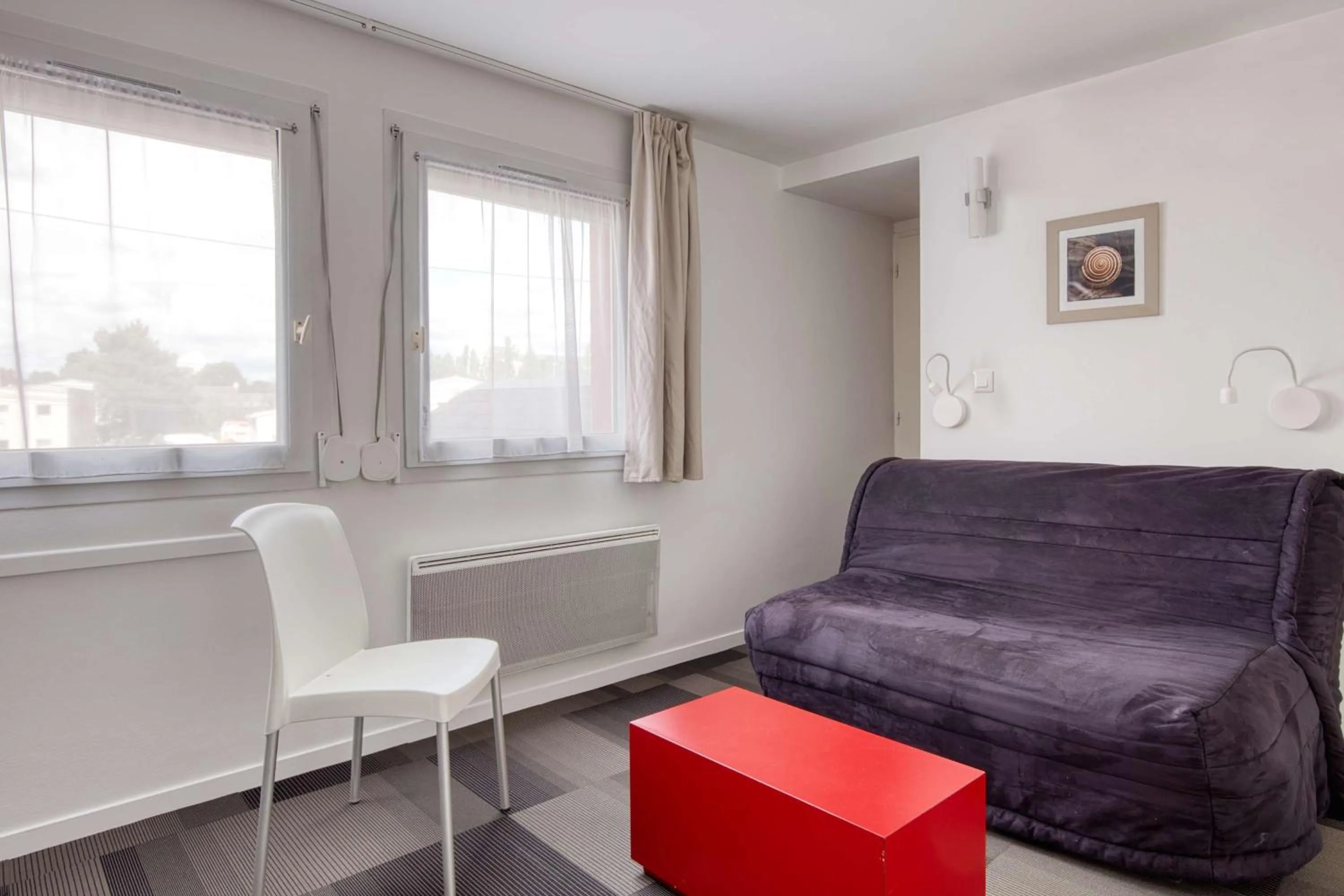 Bedroom in Sure Hotel by Best Western Nantes Saint-Herblain