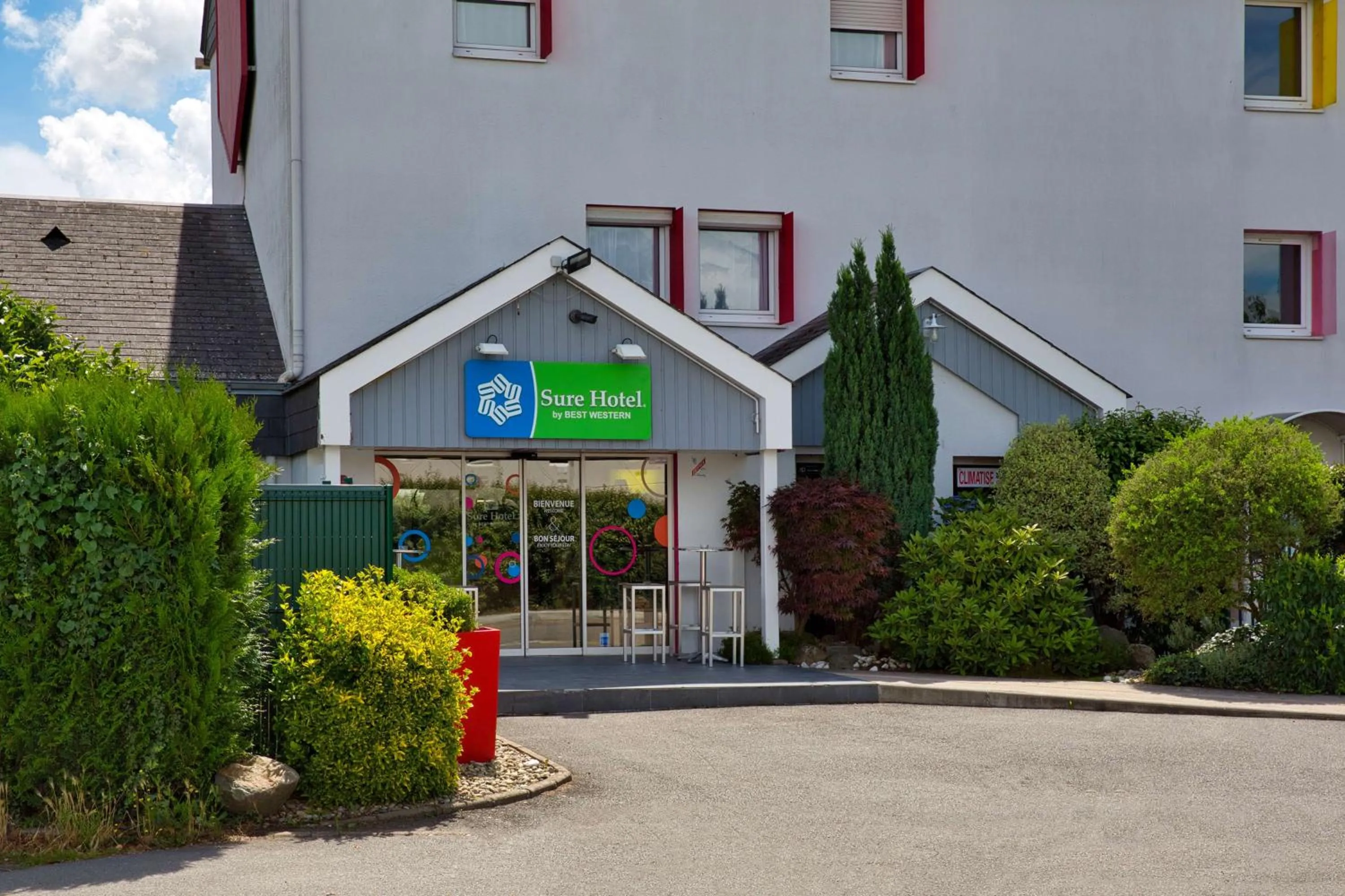Property building in Sure Hotel by Best Western Nantes Saint-Herblain