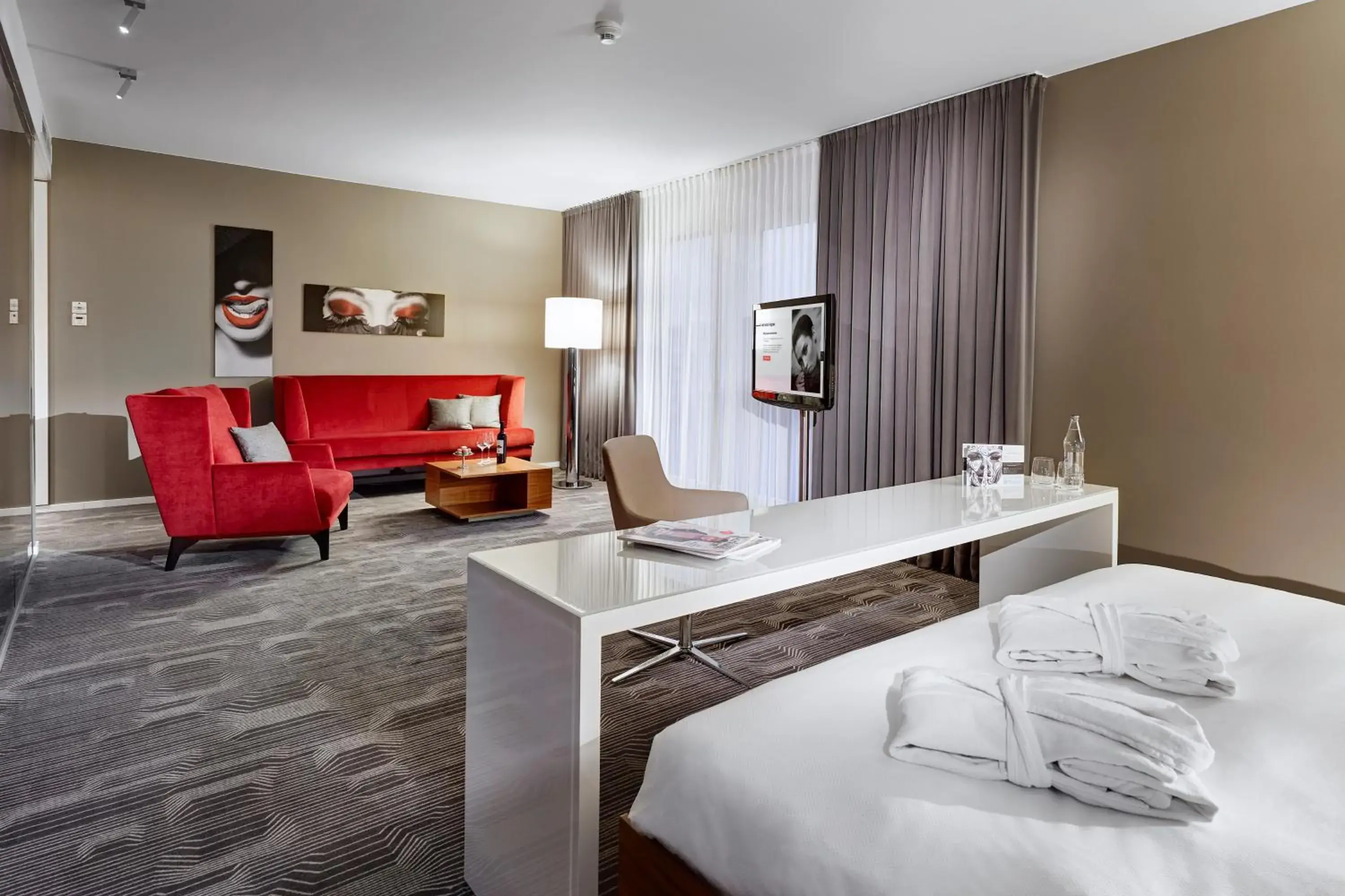 Suite - Special Package in LEGERE HOTEL Luxembourg Suite - Special Package in LEGERE HOTEL Luxembourg