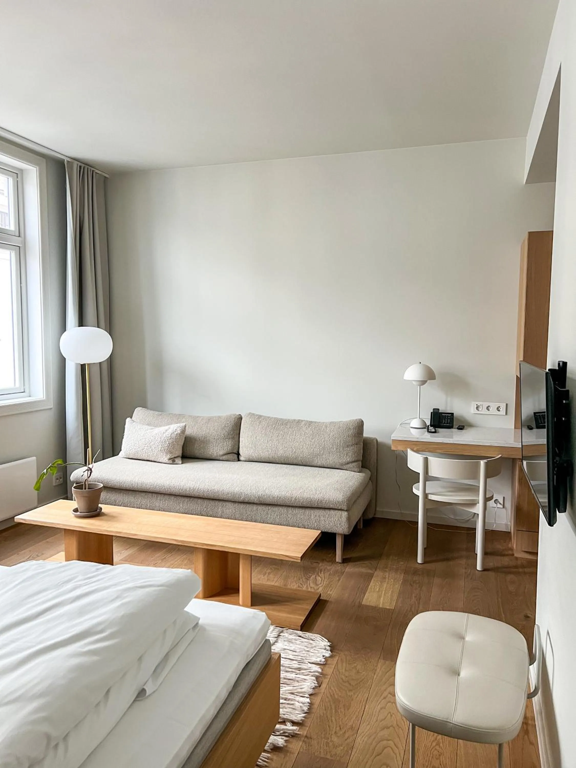 Seating area, Bed in Hotel 1904