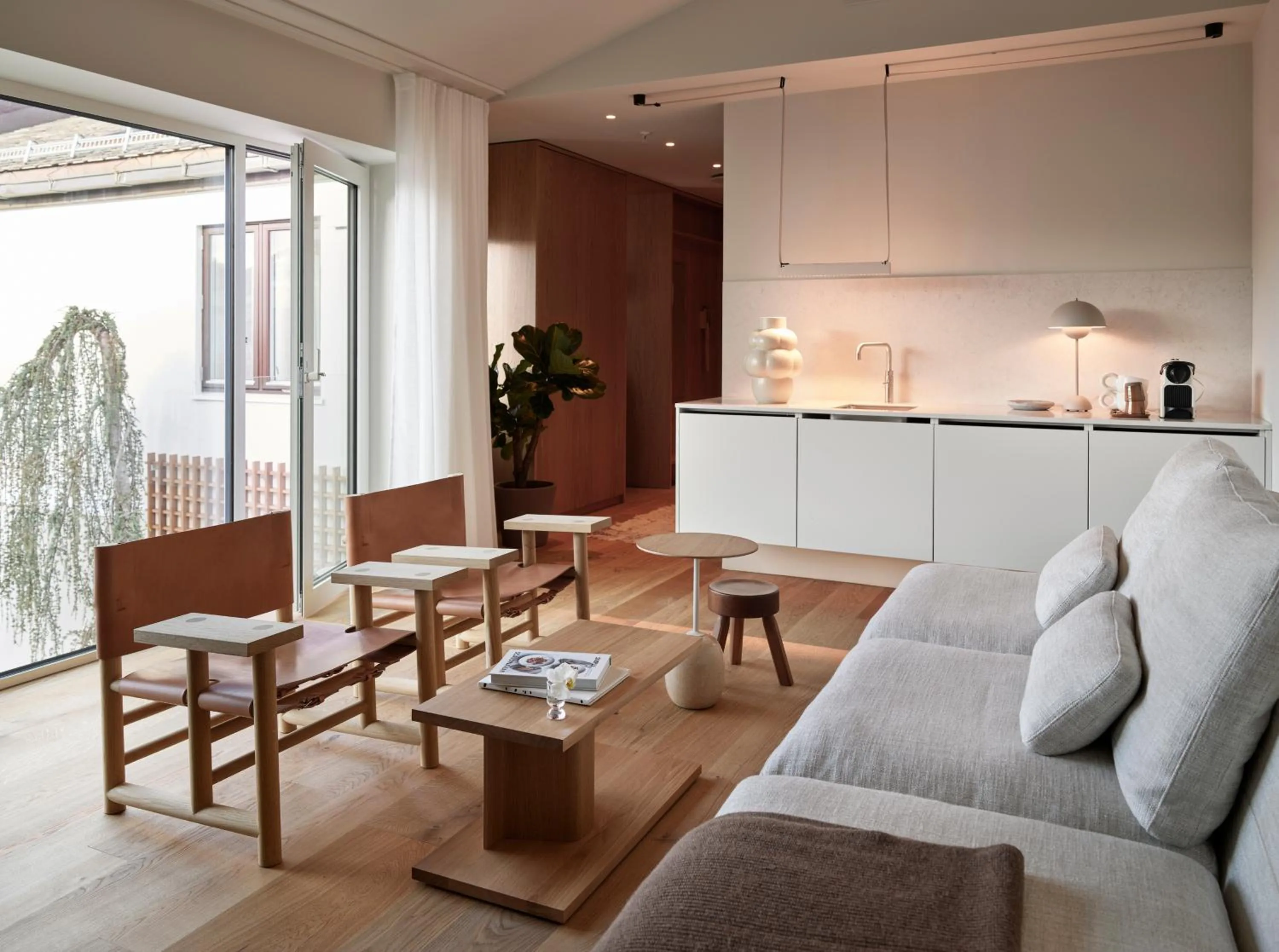 Seating area in Hotel 1904