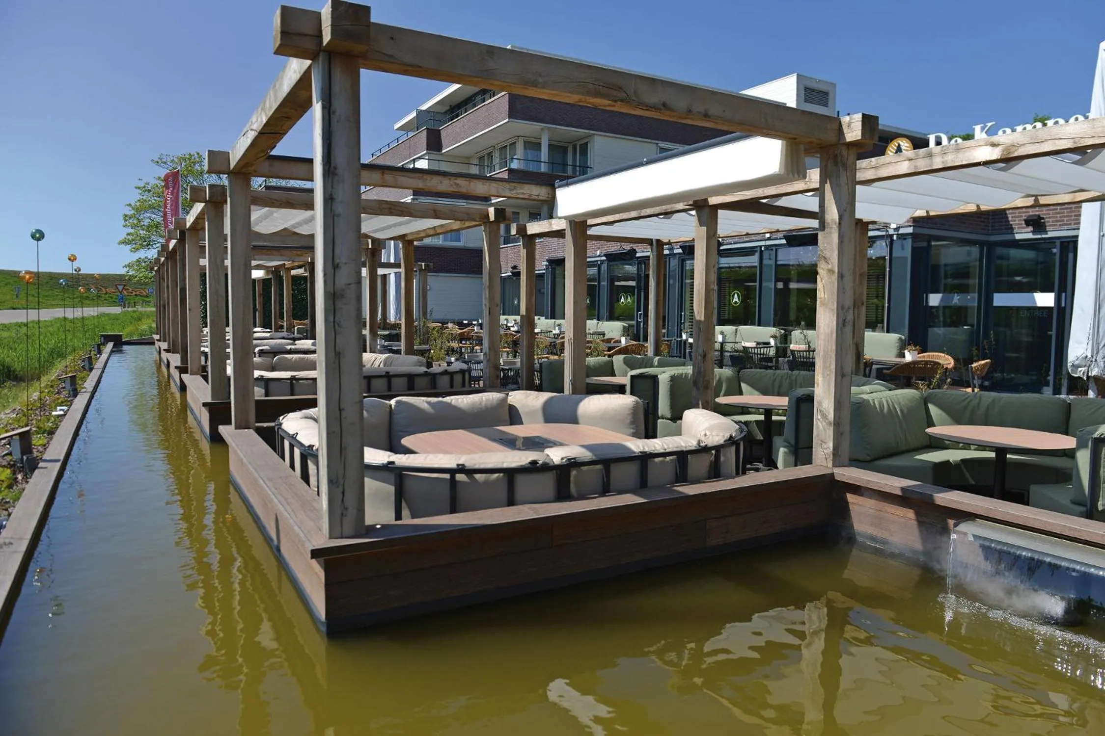 Property building in Fletcher Wellness-Hotel Kamperduinen