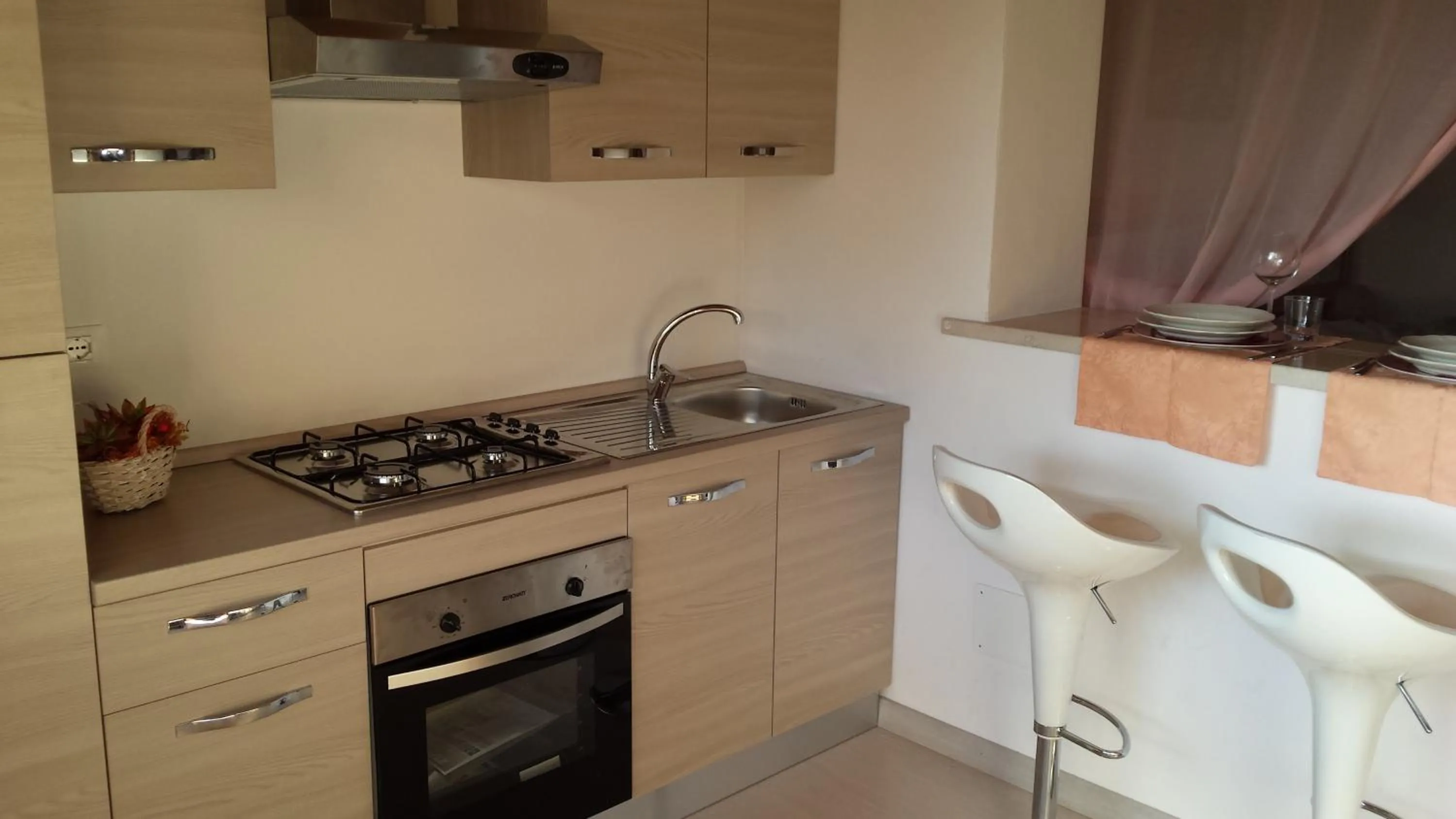 Kitchen or kitchenette in Garda Sol SPA Hotel & Appartamenti