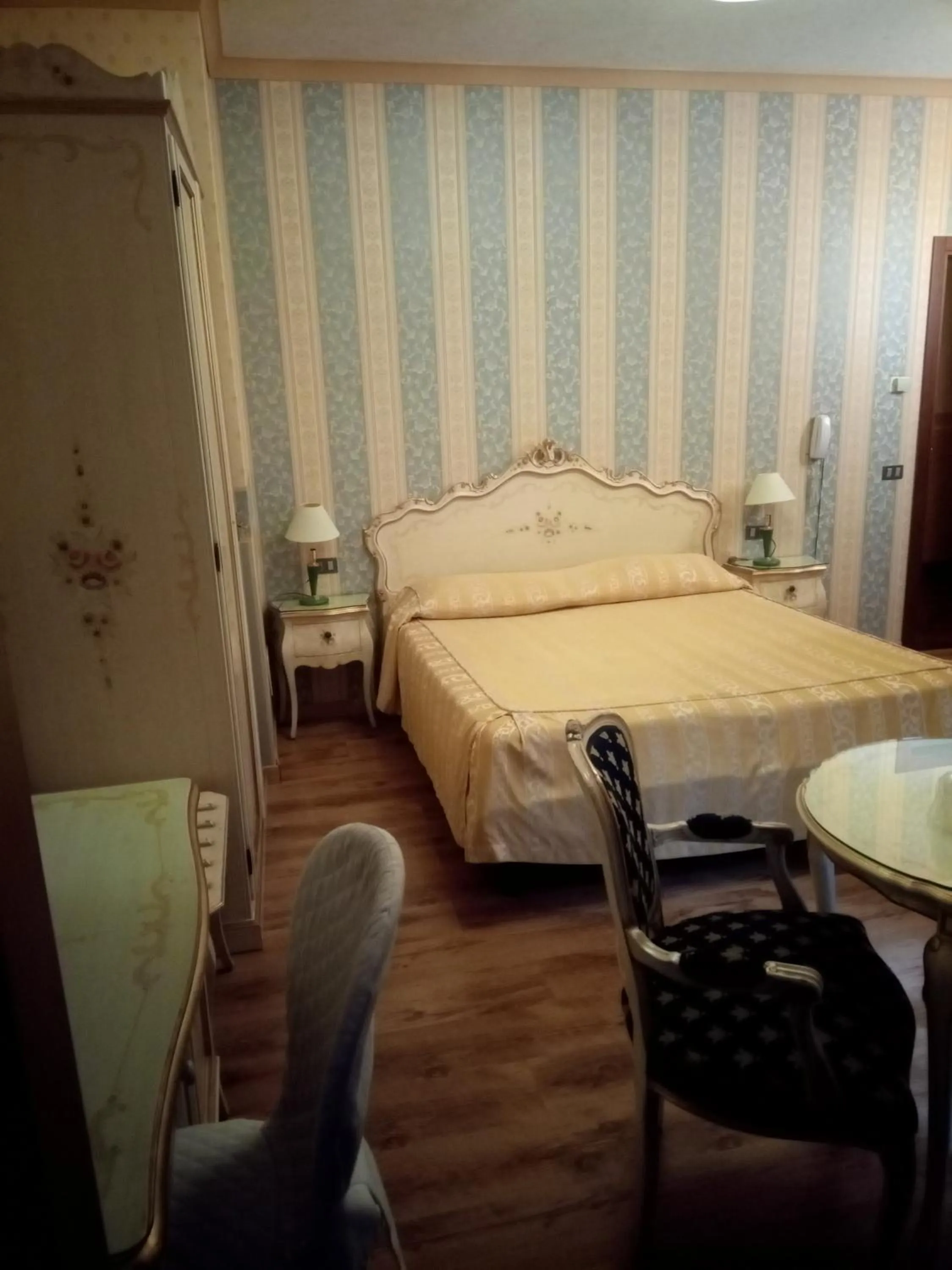 Bedroom, Bed in Garda Sol SPA Hotel & Appartamenti