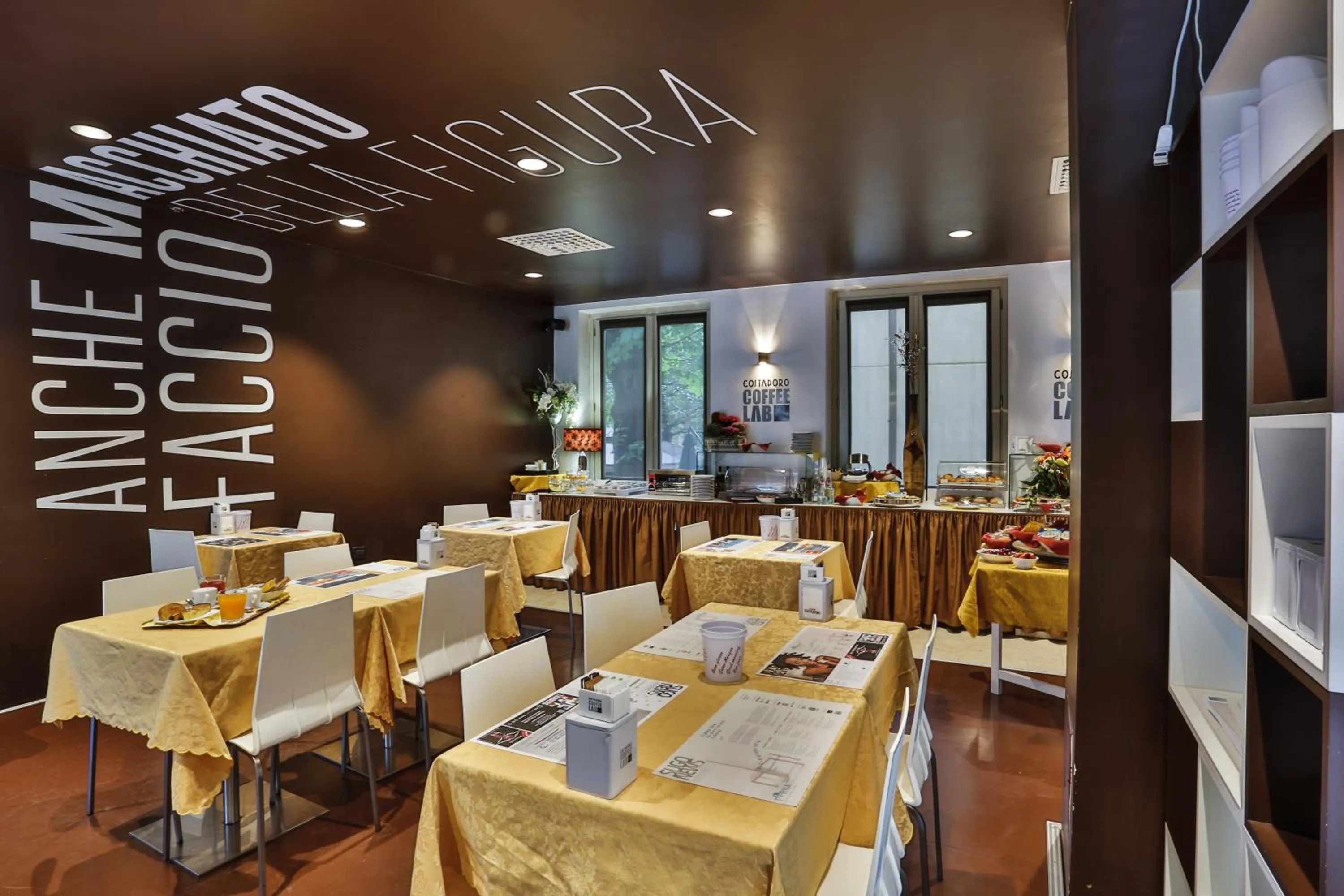 Restaurant/places to eat in Hotel & Residence Torino Centro - Stazione Porta Susa