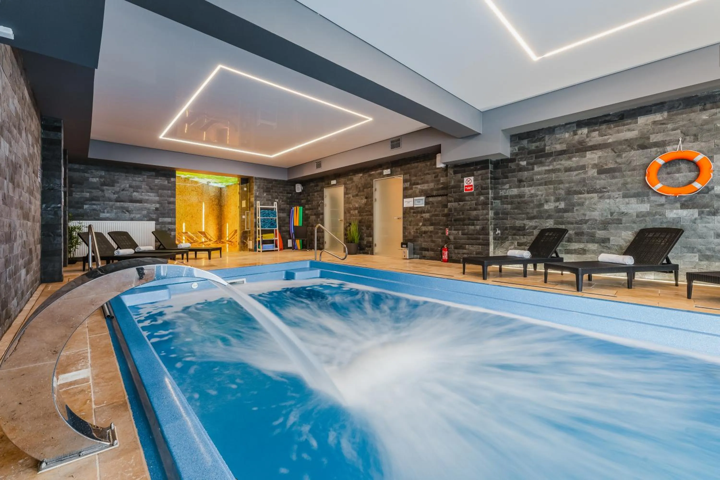 Swimming pool in Hotel Smile Pieniny