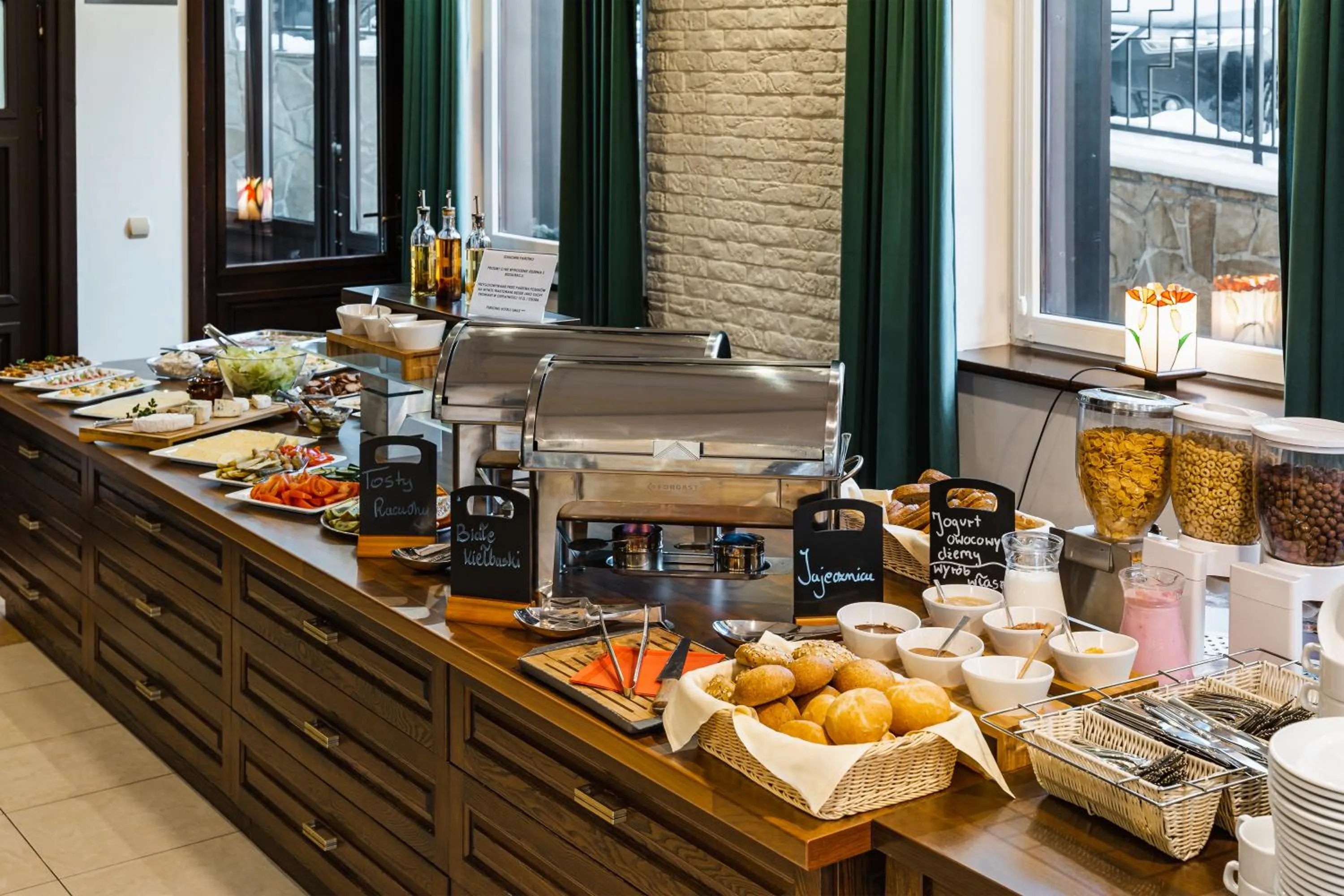 Restaurant/places to eat in Hotel Smile Pieniny