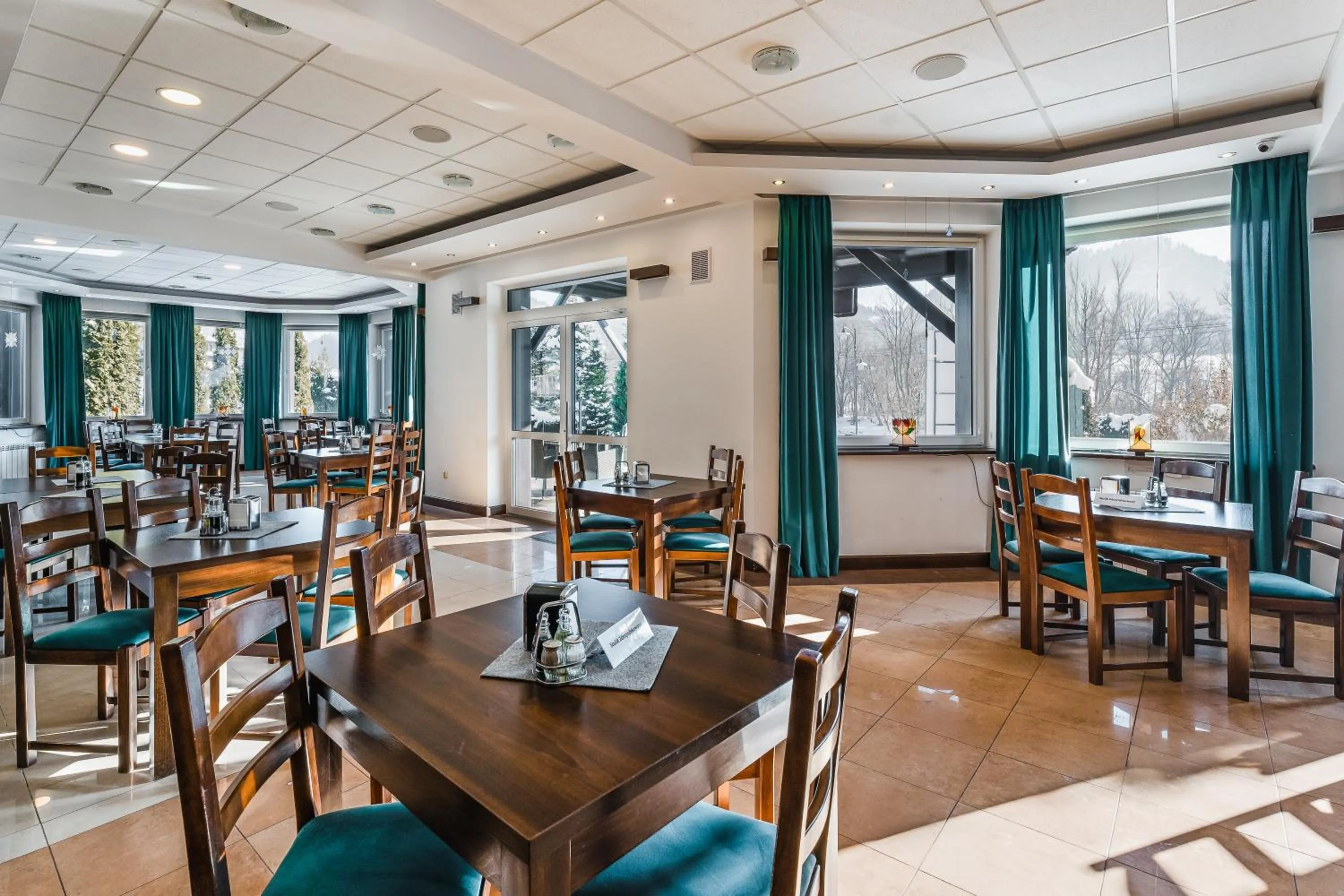 Restaurant/places to eat in Hotel Smile Pieniny