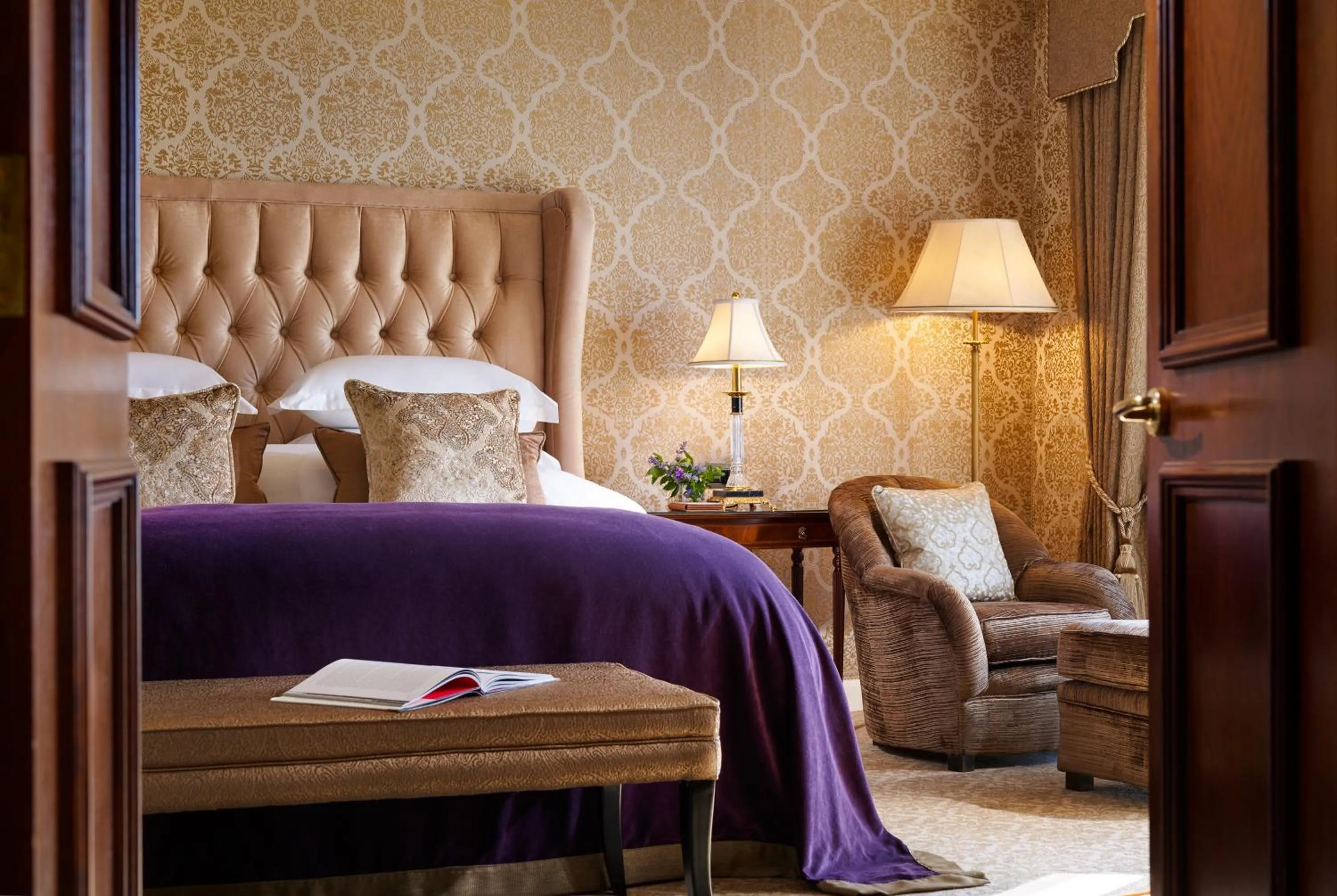 Photo of the whole room, Bed in InterContinental Dublin by IHG