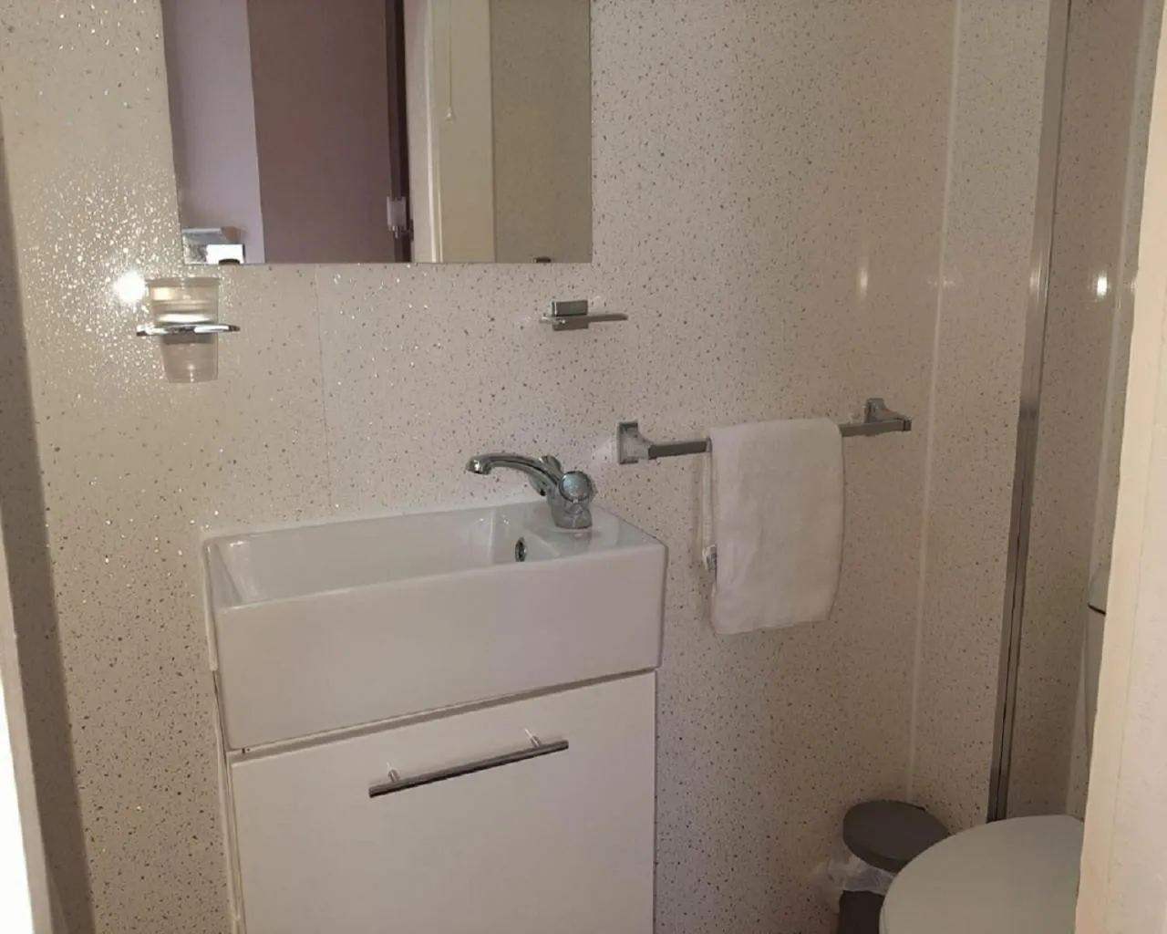 Bathroom in Seacroft Guest House