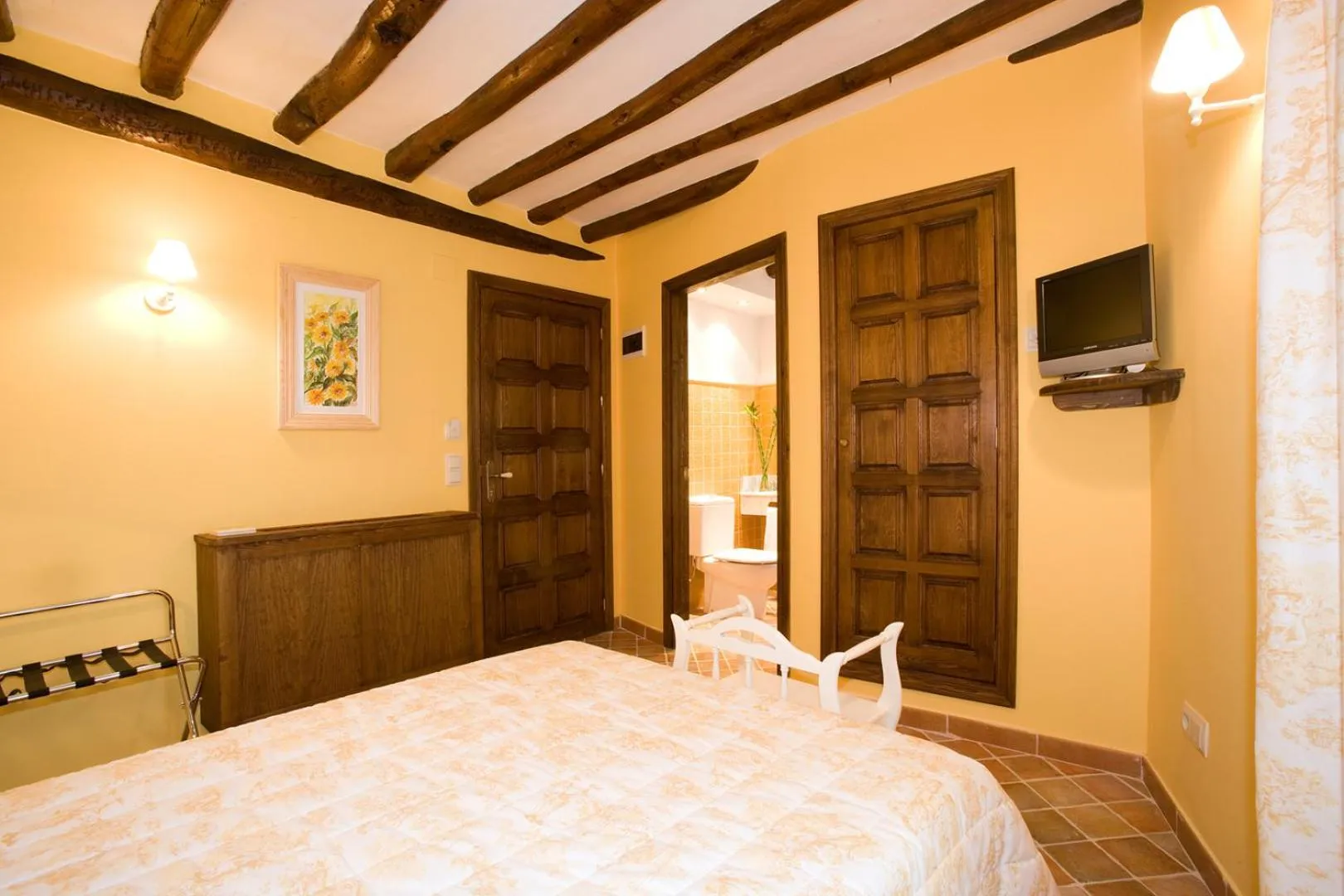 Bed in Hotel Rural El Pilaret