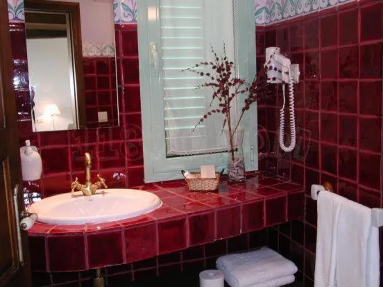 Bathroom in Hotel Rural El Pilaret