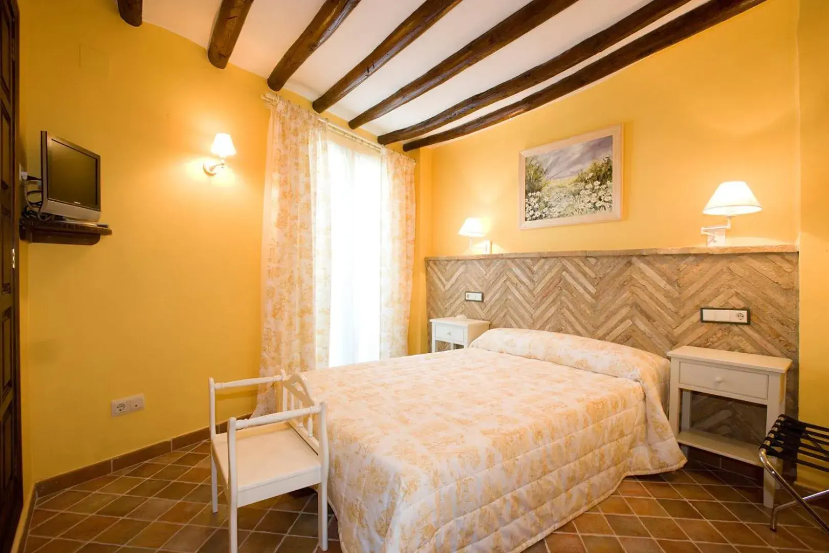 Double Room in Hotel Rural El Pilaret Double Room in Hotel Rural El Pilaret