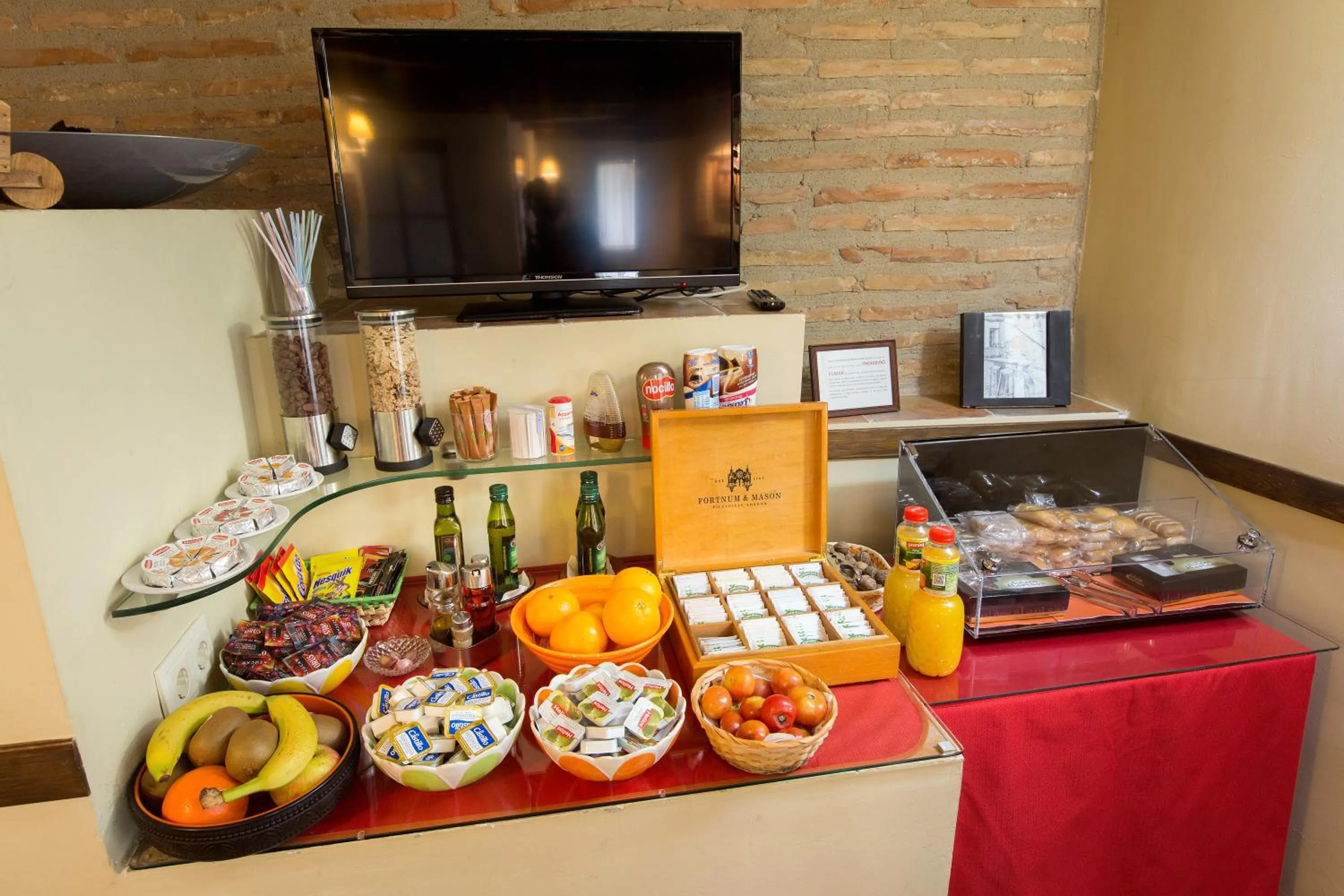 Food and drinks in Hotel Rural El Pilaret