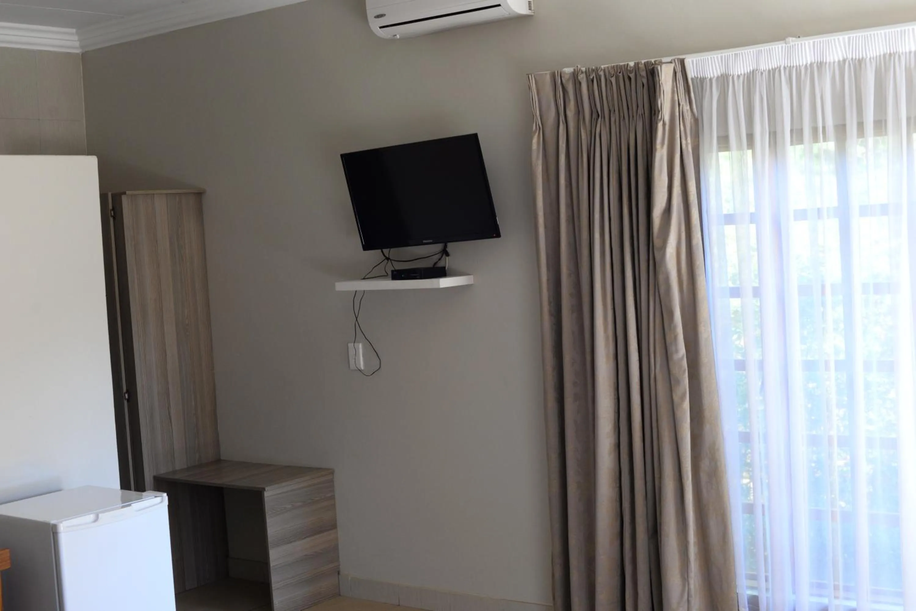 TV and multimedia in Avant Garde Lodge