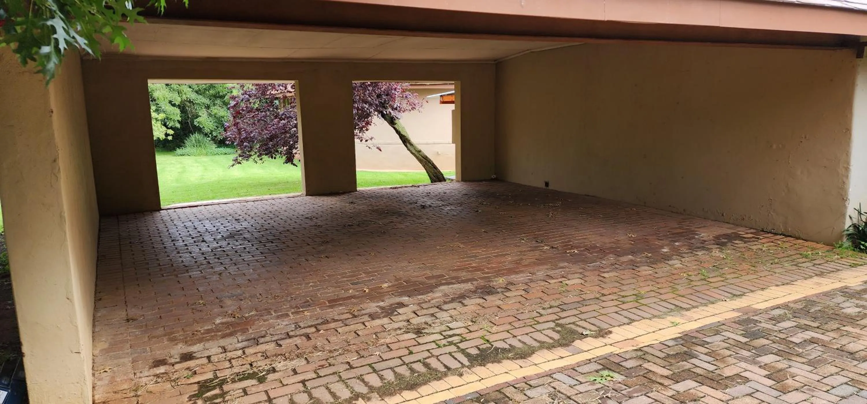 Property building in Avant Garde Lodge