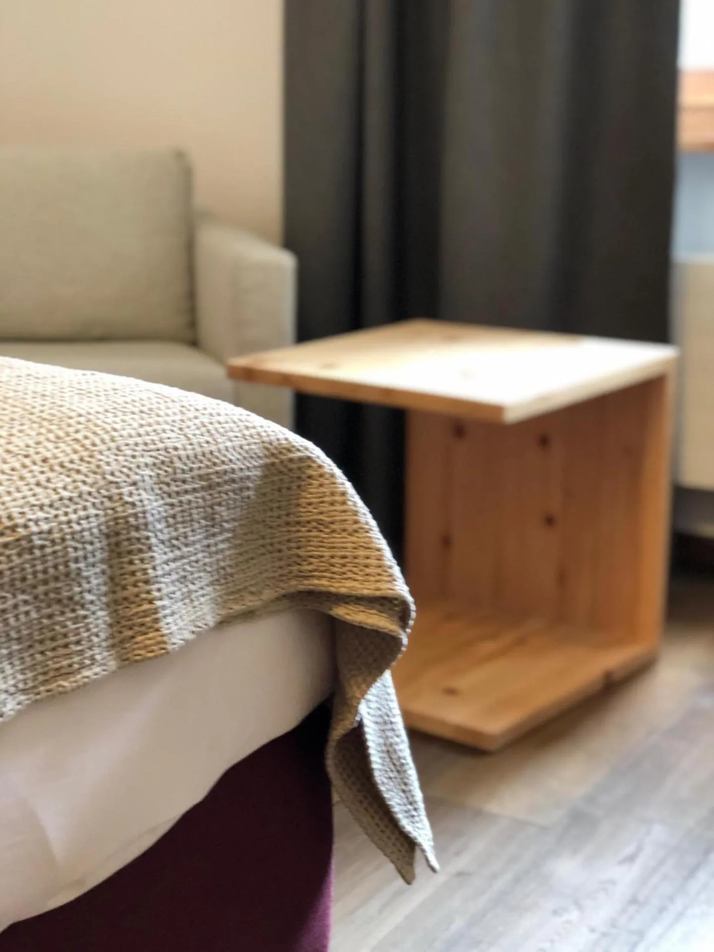 Seating area, Bed in Schorta's Alvetern - Boutique Hotel