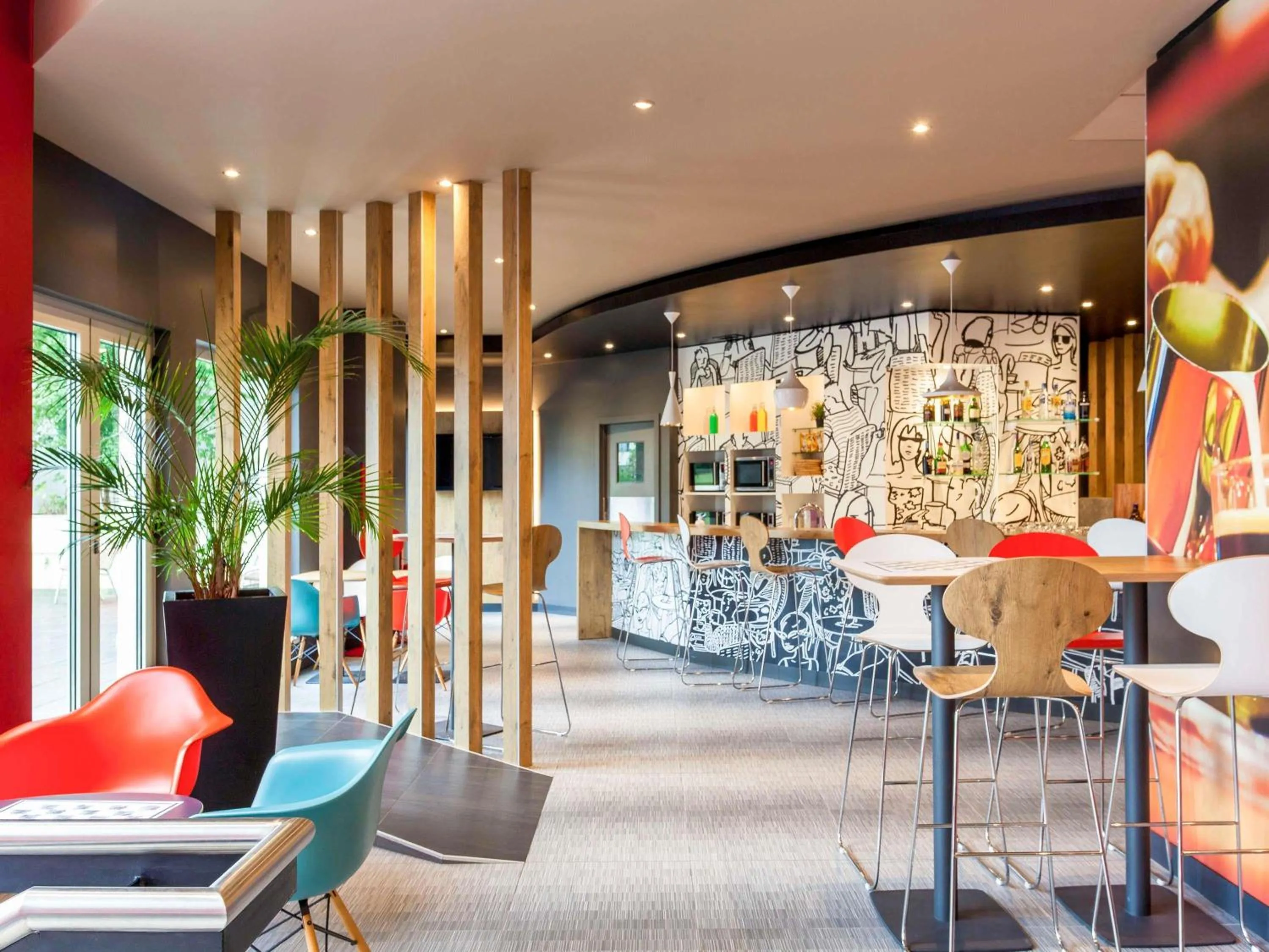 Lounge or bar in Hotel ibis Lisboa Jose Malhoa