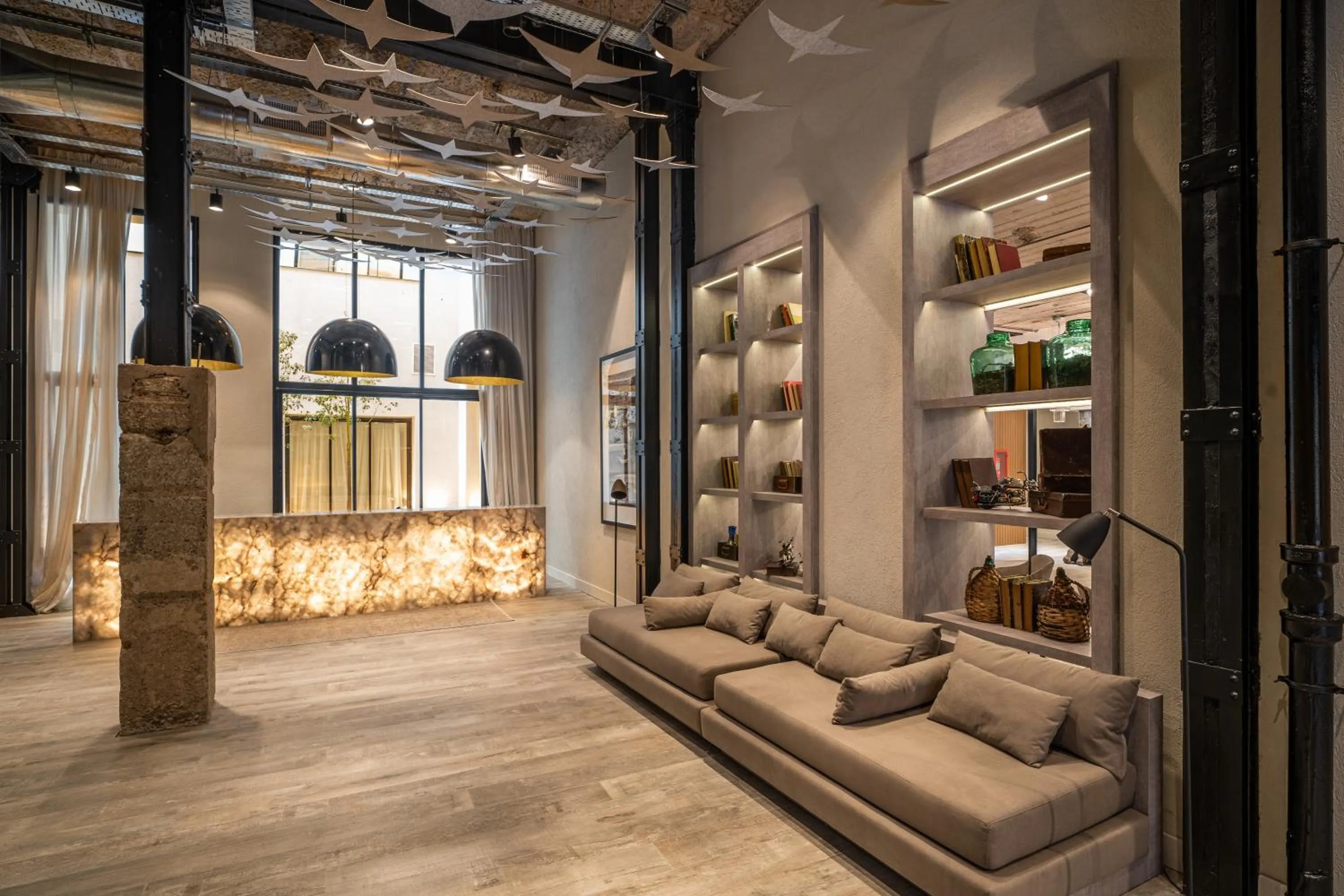 Living room in Efe Hotel & Cowork