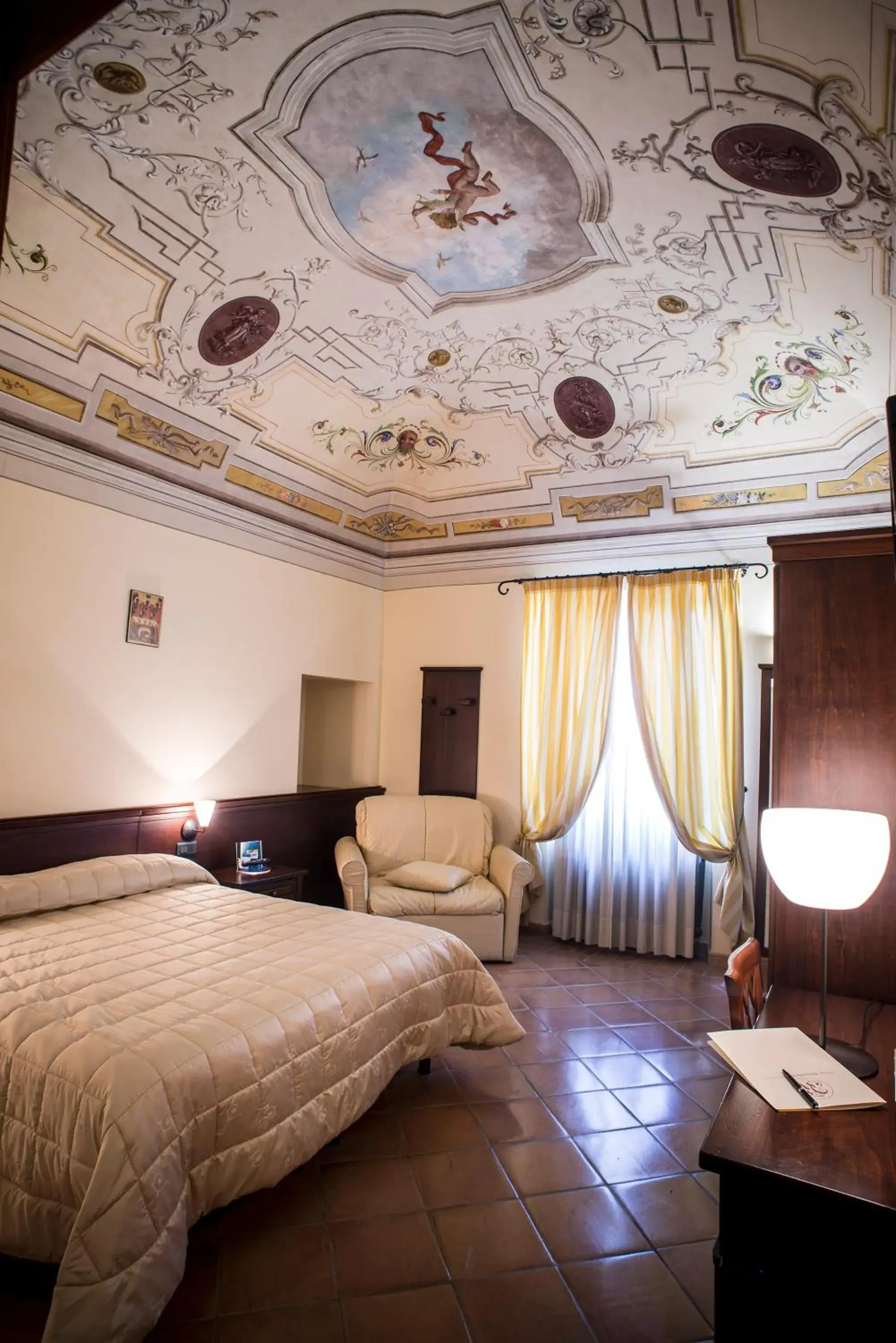 Superior Double Room in Hotel San Claudio Superior Double Room in Hotel San Claudio