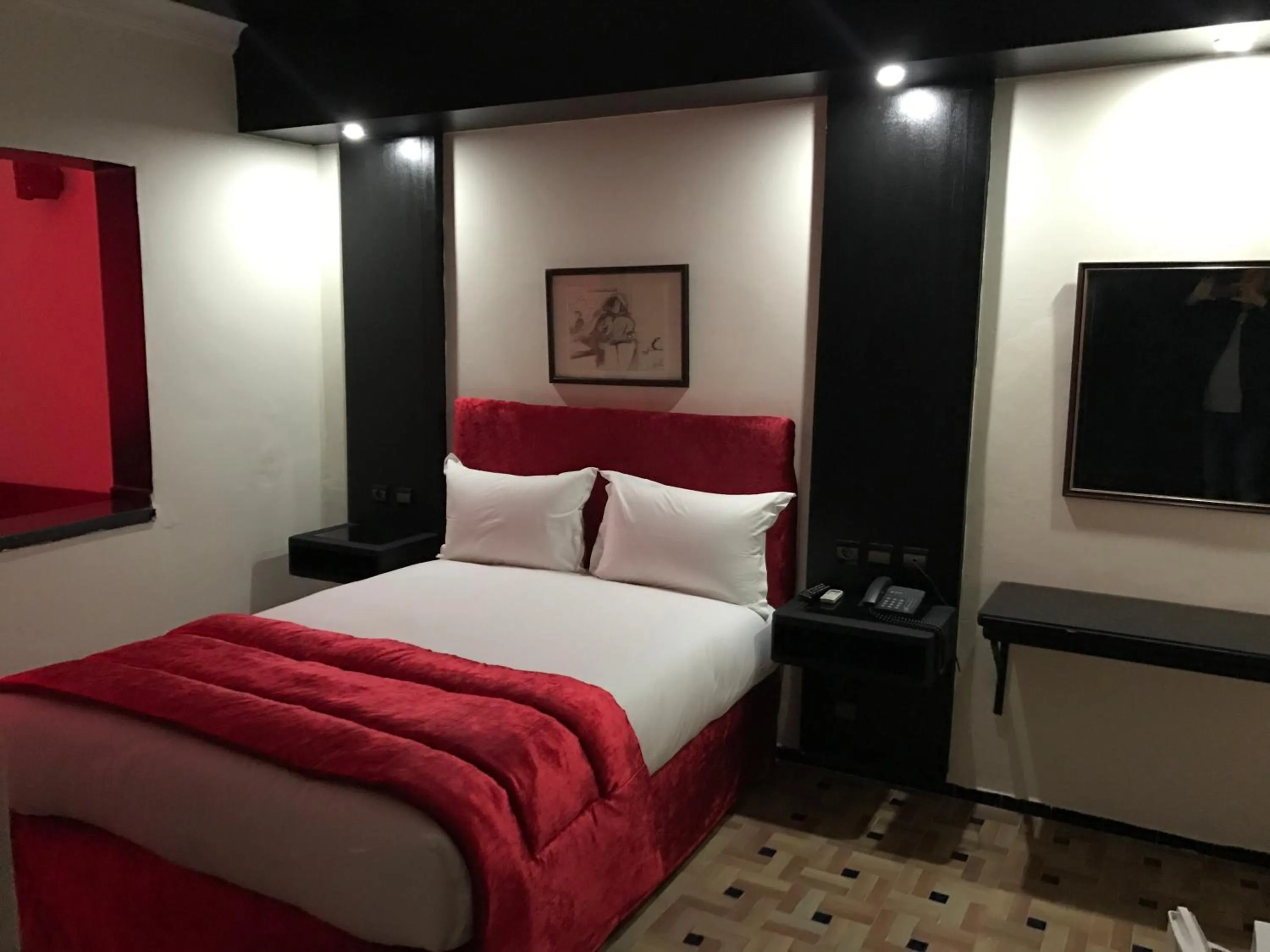 Bed in Hotel Al Khaima