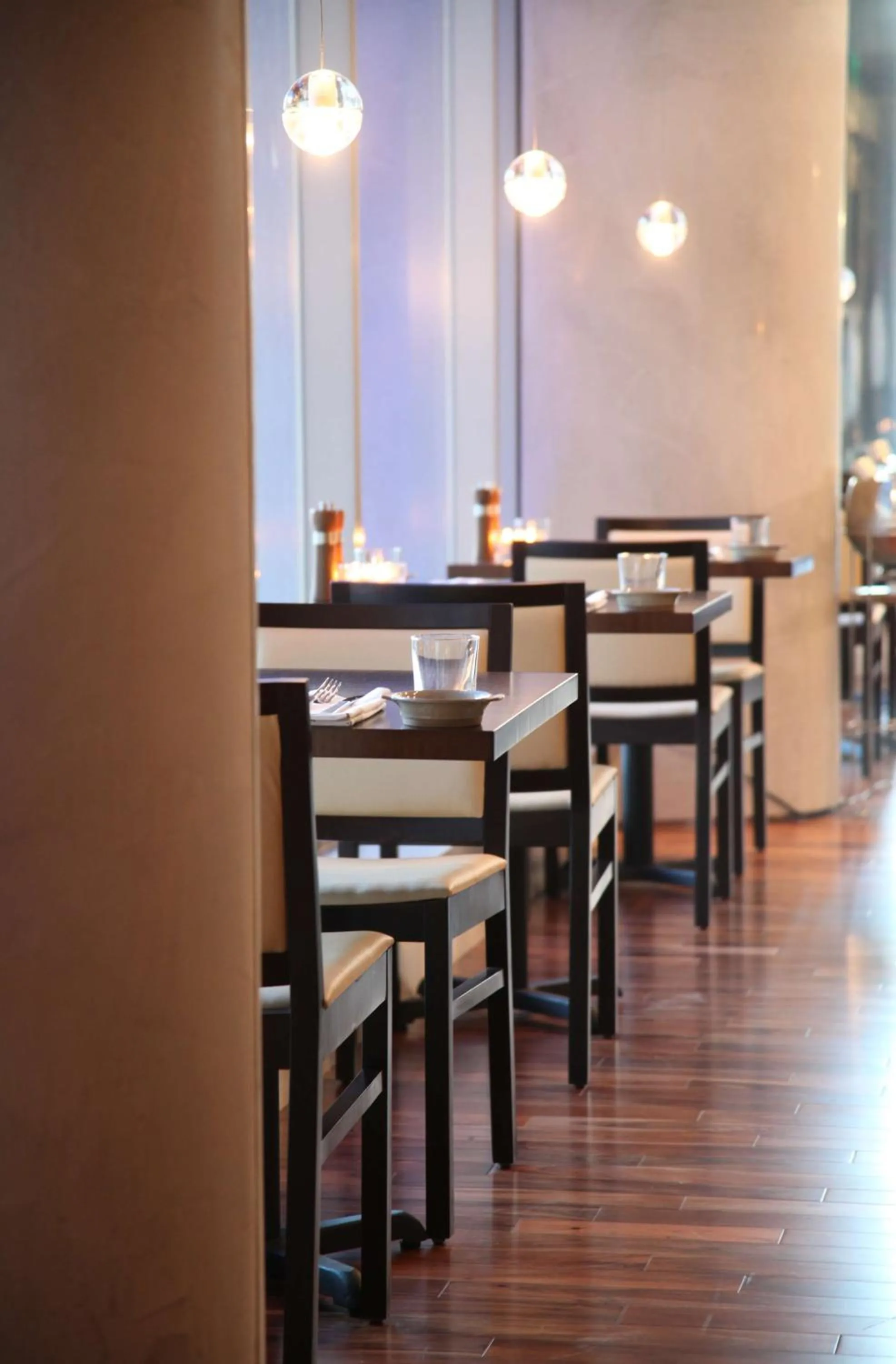 Restaurant/places to eat in Hyatt at Olive 8