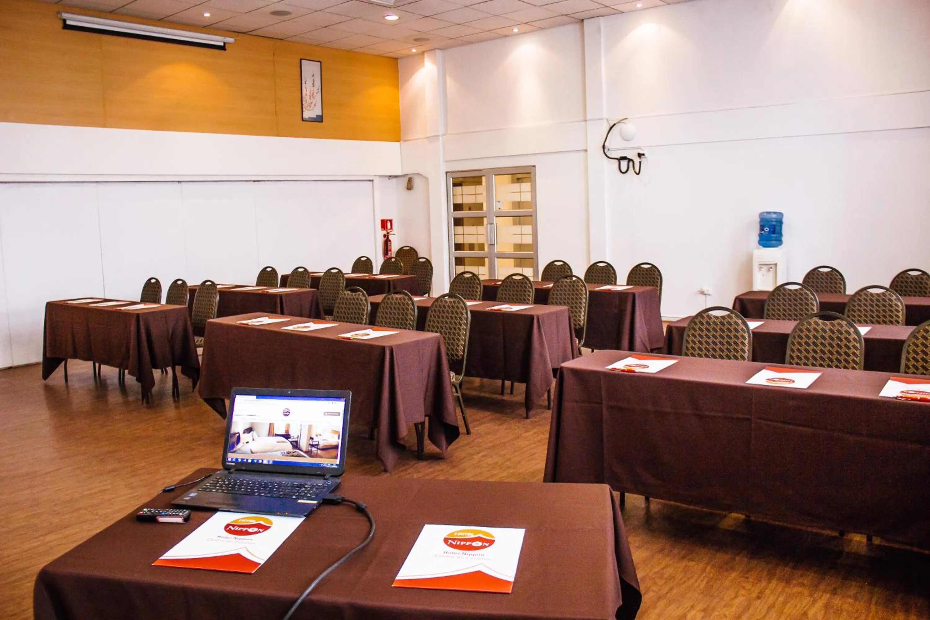 Meeting/conference room in Hotel Nippon y Centro de Eventos