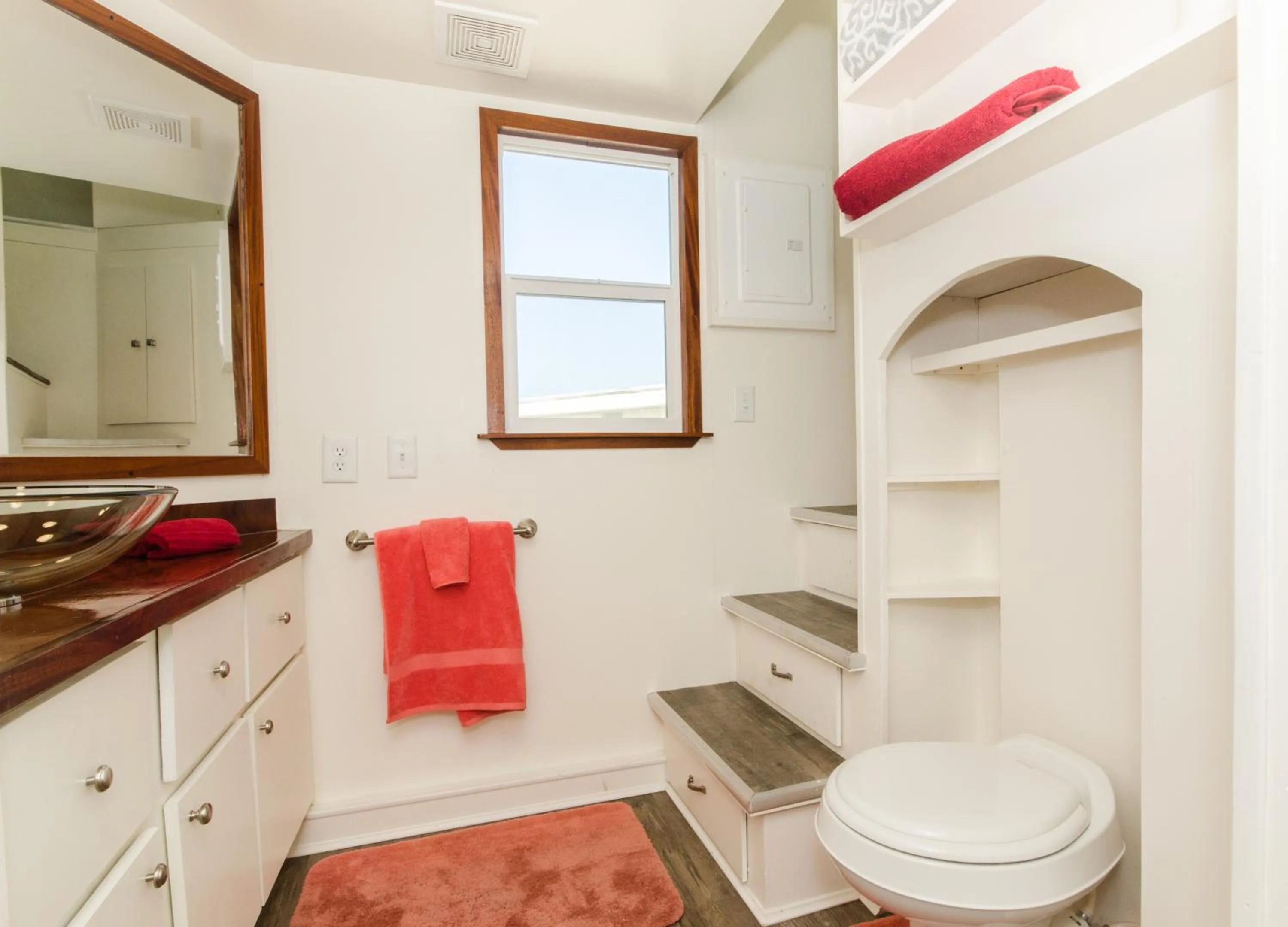 Bathroom in Tiny House Siesta