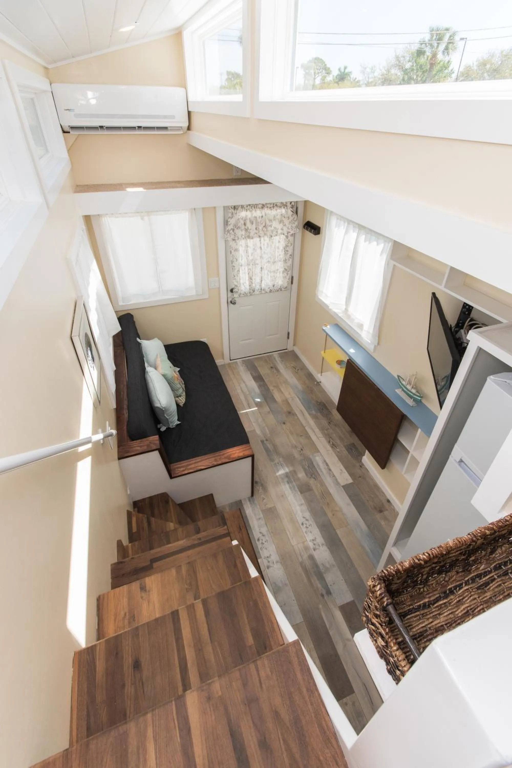 Bed in Tiny House Siesta