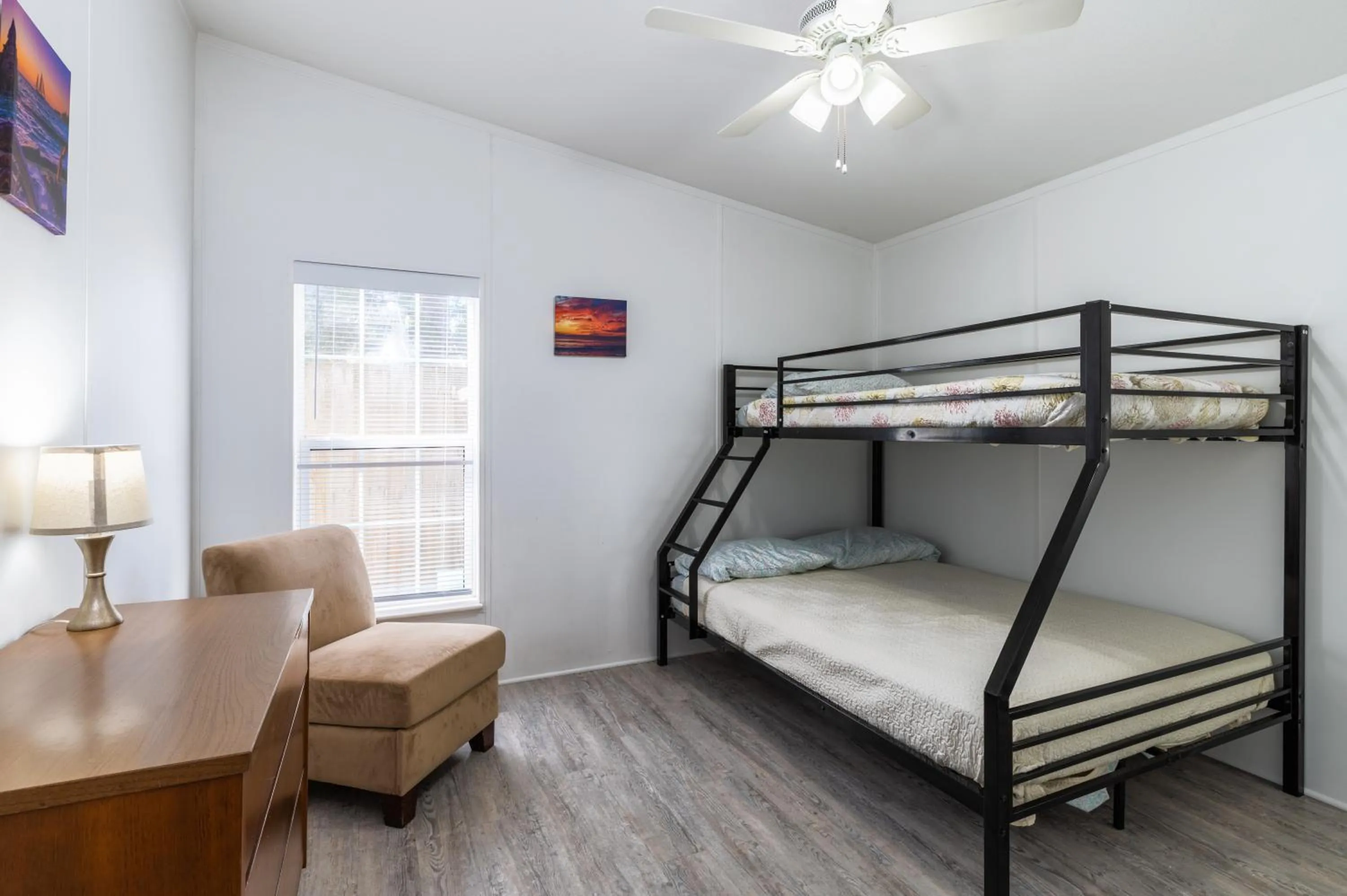 Bed in Tiny House Siesta