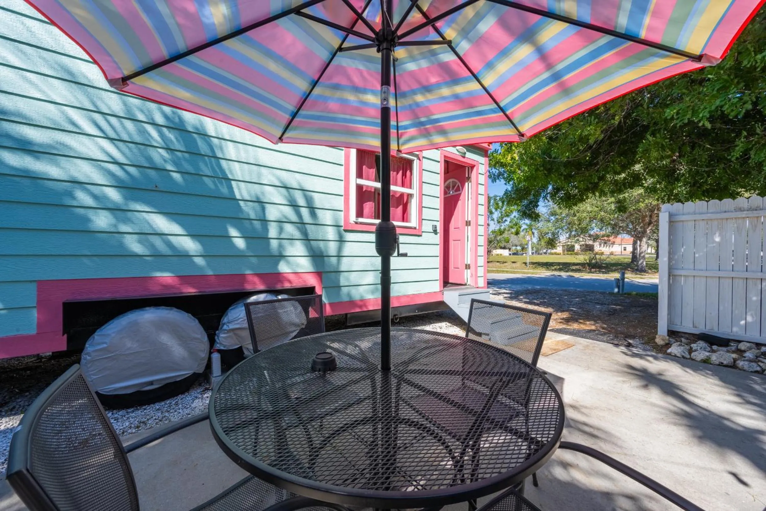 Patio in Tiny House Siesta