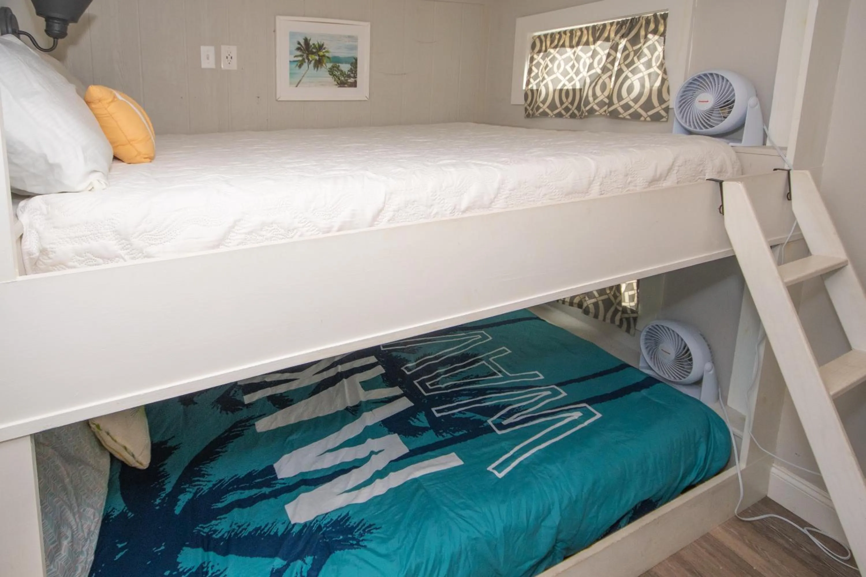 Bed in Tiny House Siesta