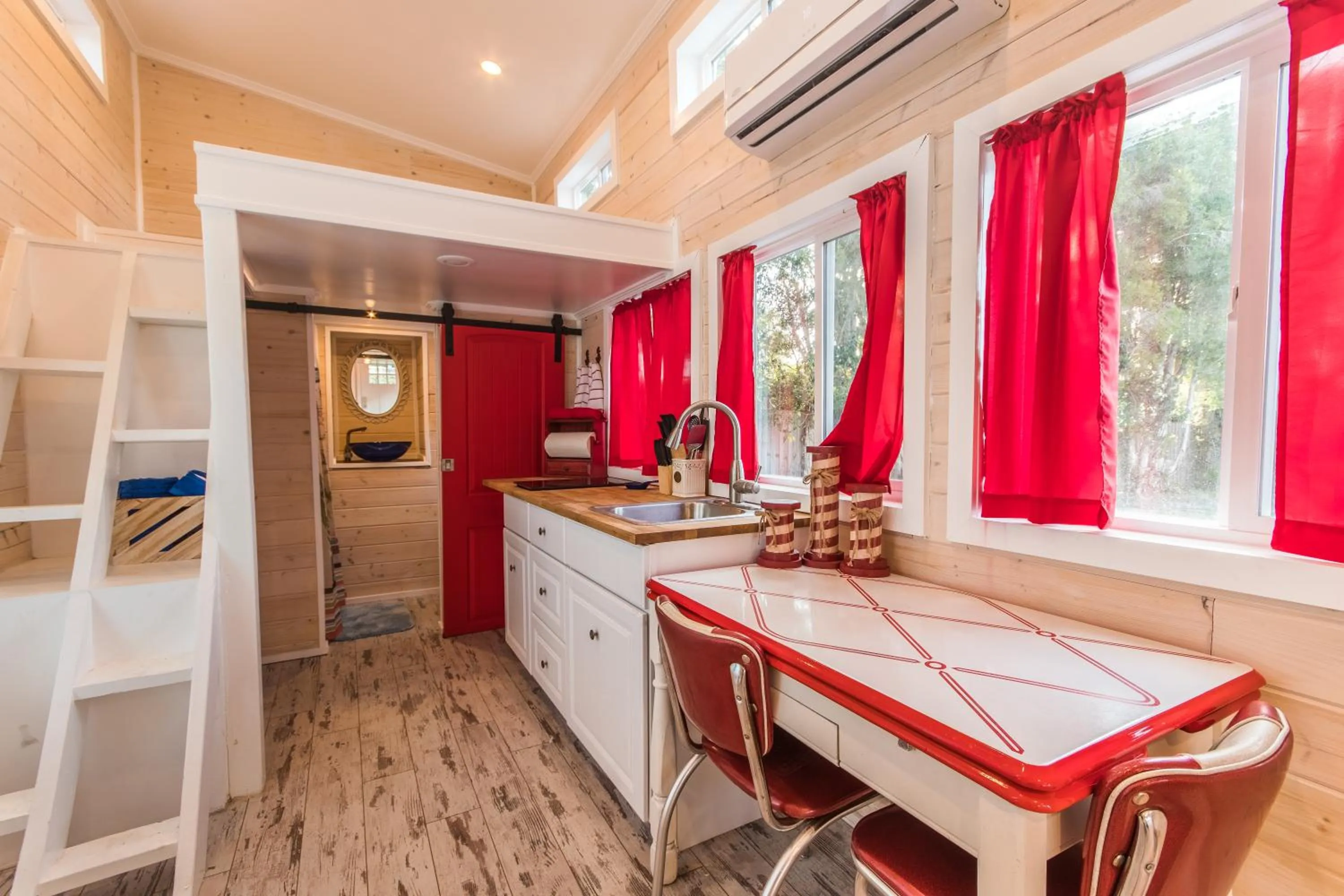 Bathroom in Tiny House Siesta