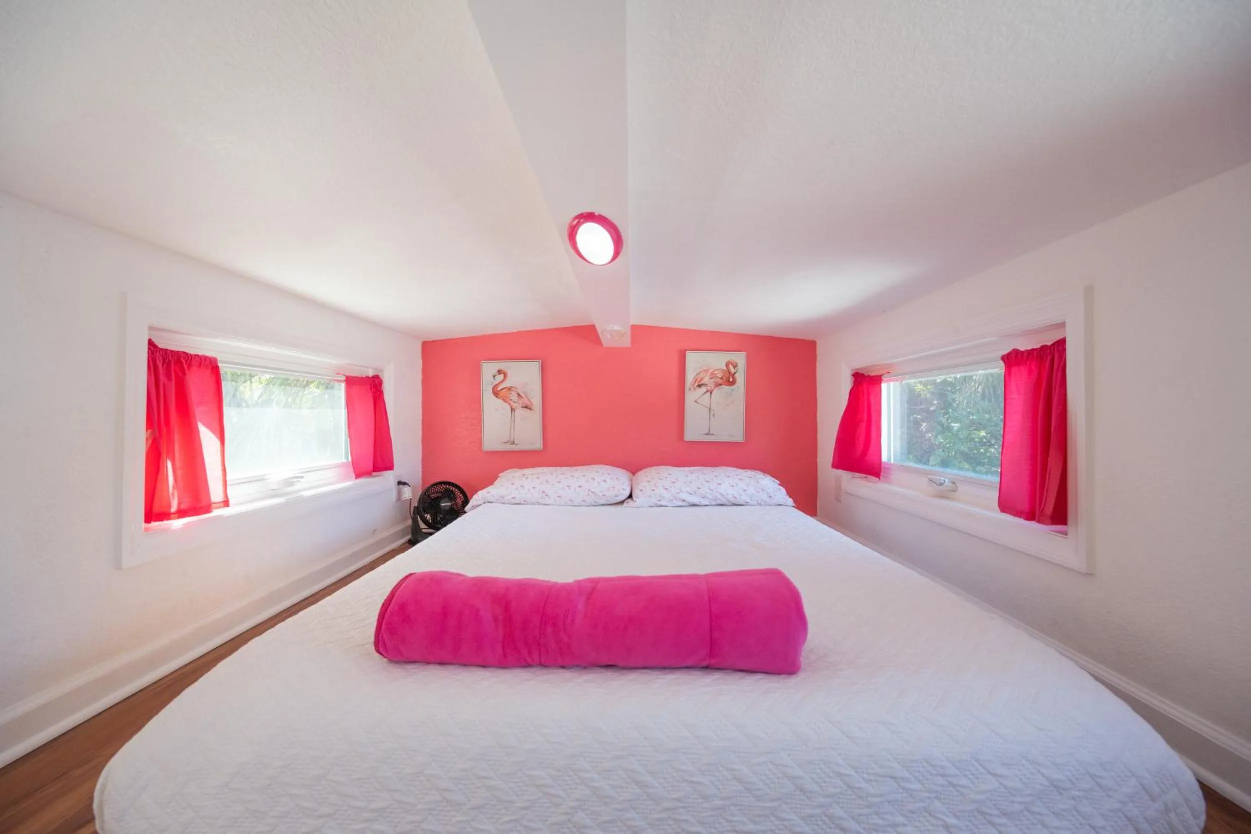 Bed in Tiny House Siesta