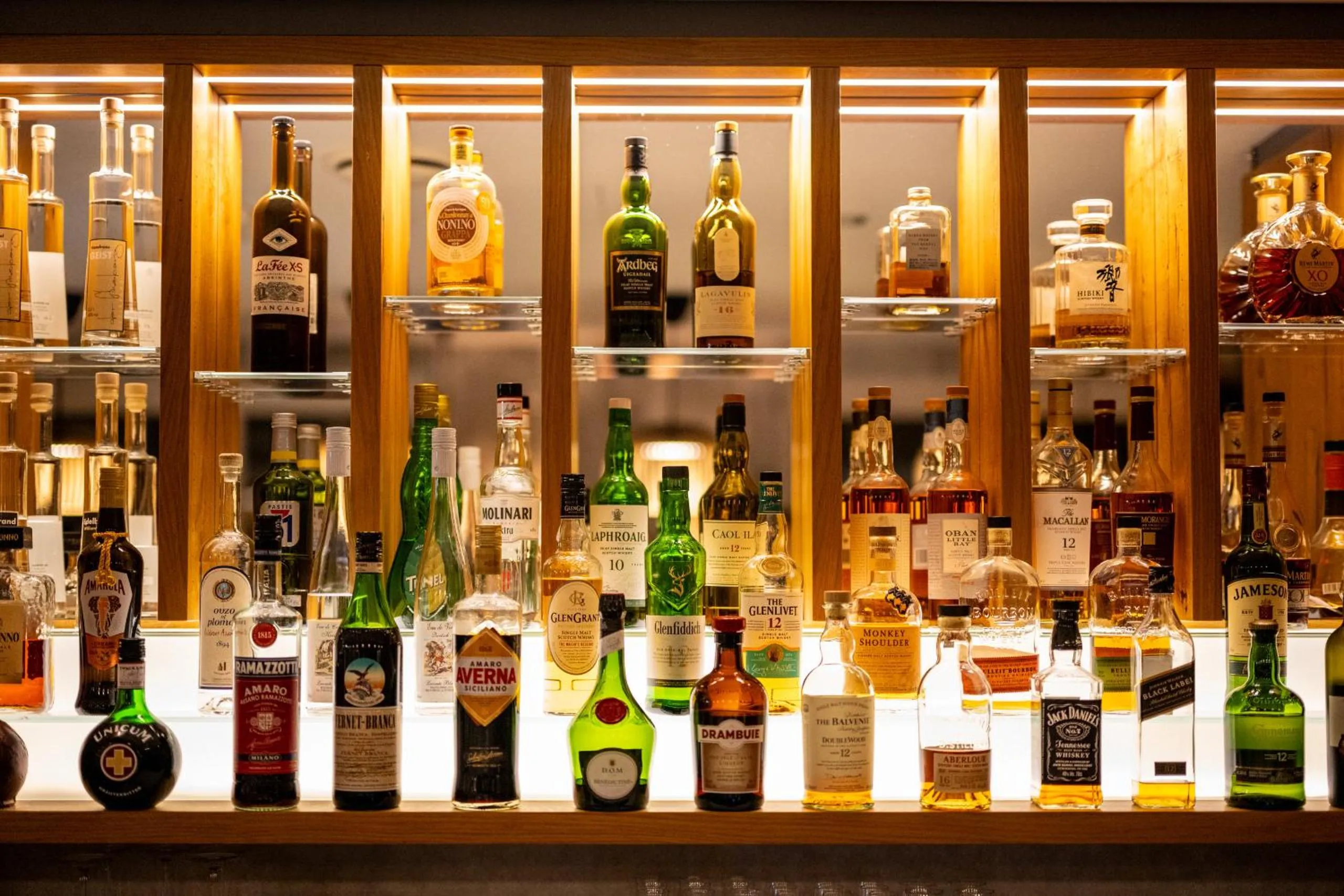 Lounge or bar in Golf & Resort Hotel Gut Heckenhof