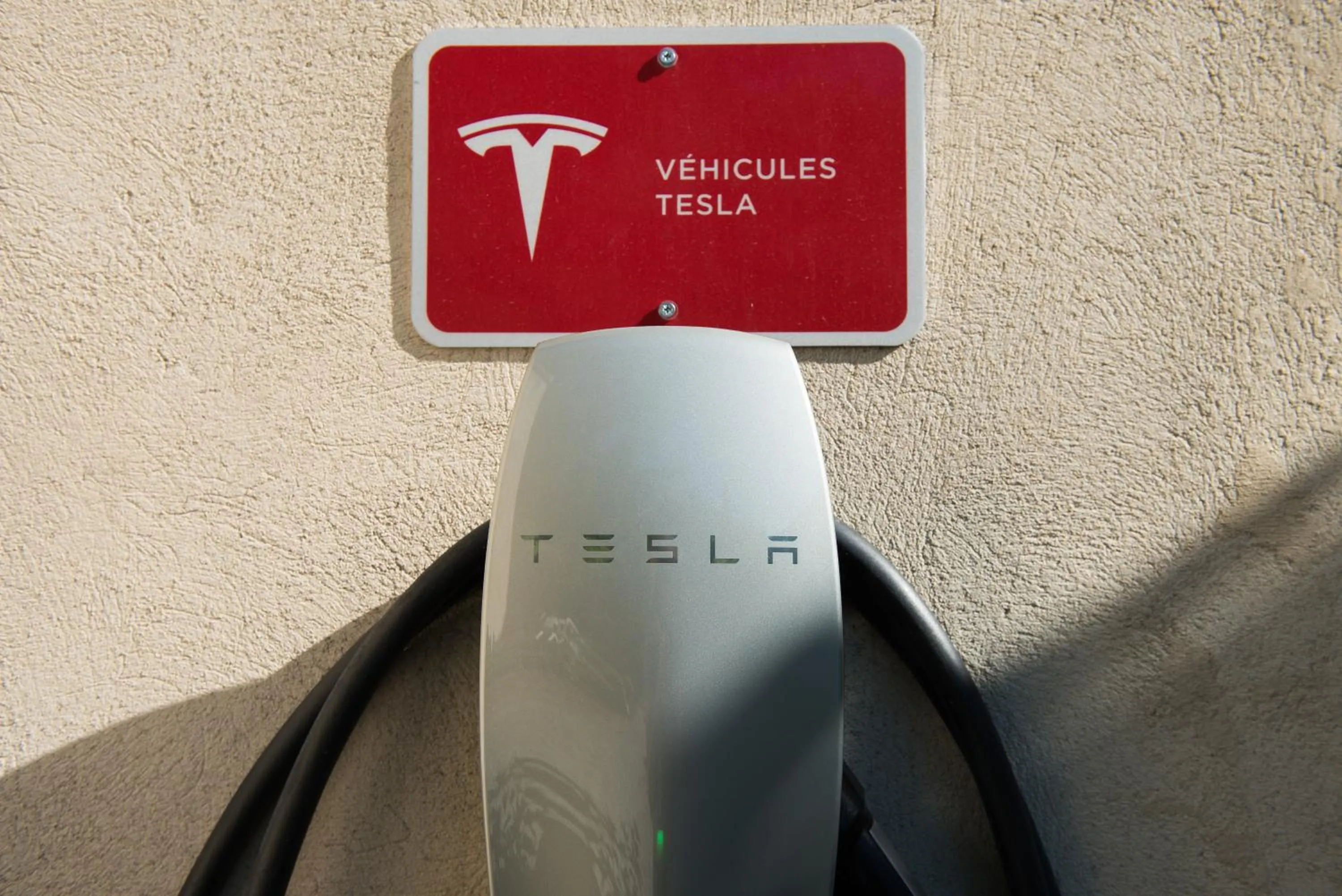 Parking in Logis Hôtel Castel Mouisson