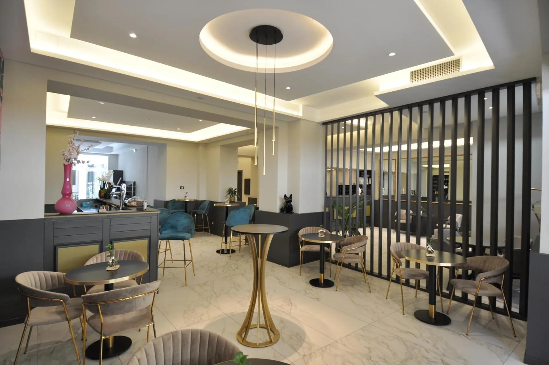 Lobby or reception in Cavour 30TRE - Hotel Moderno