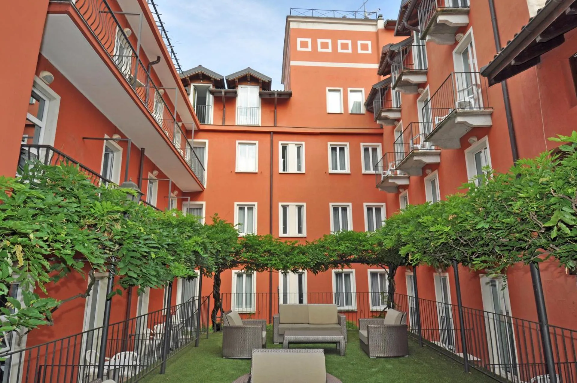 Balcony/Terrace in Cavour 30TRE - Hotel Moderno