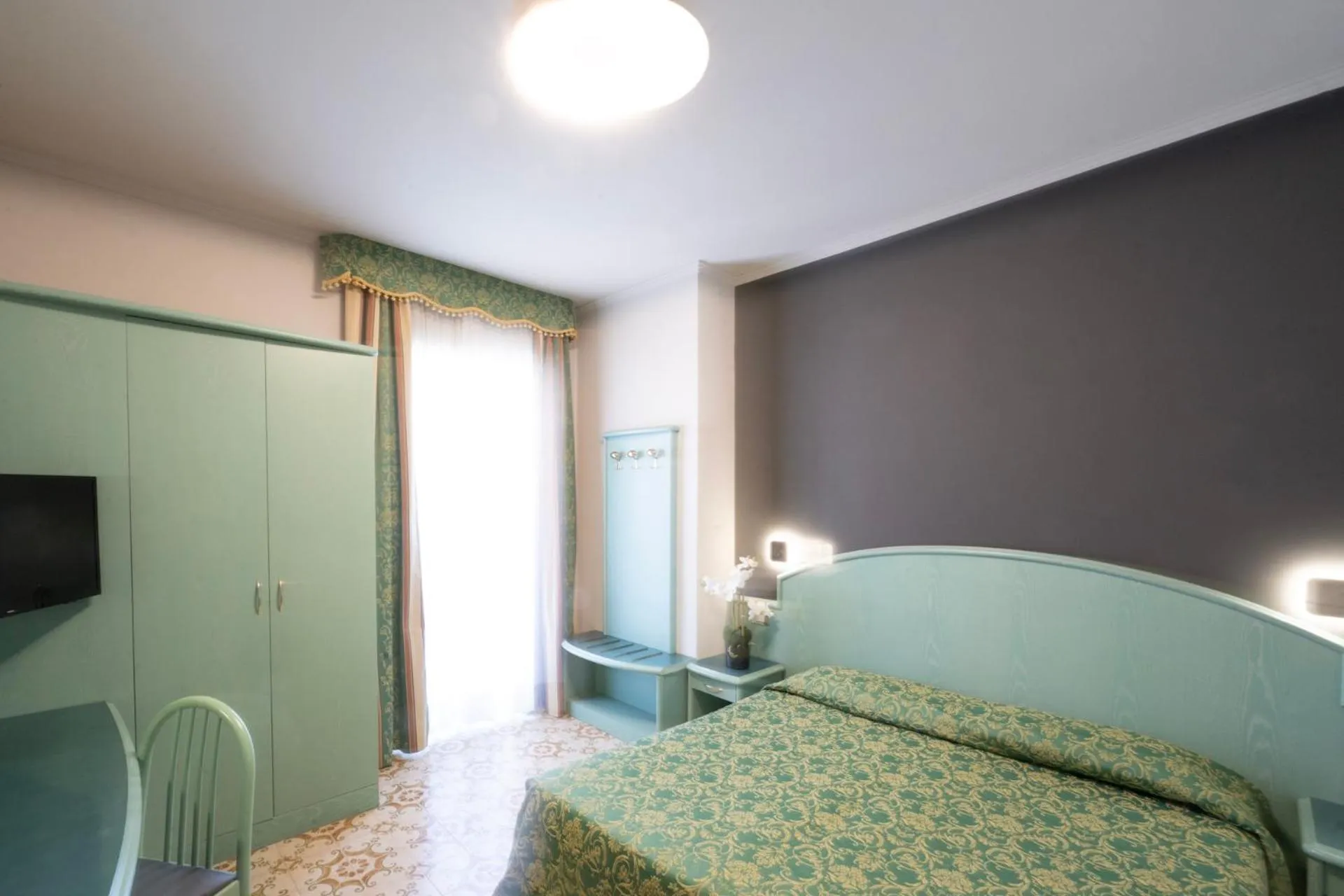 Photo of the whole room, Bed in Cavour 30TRE - Hotel Moderno