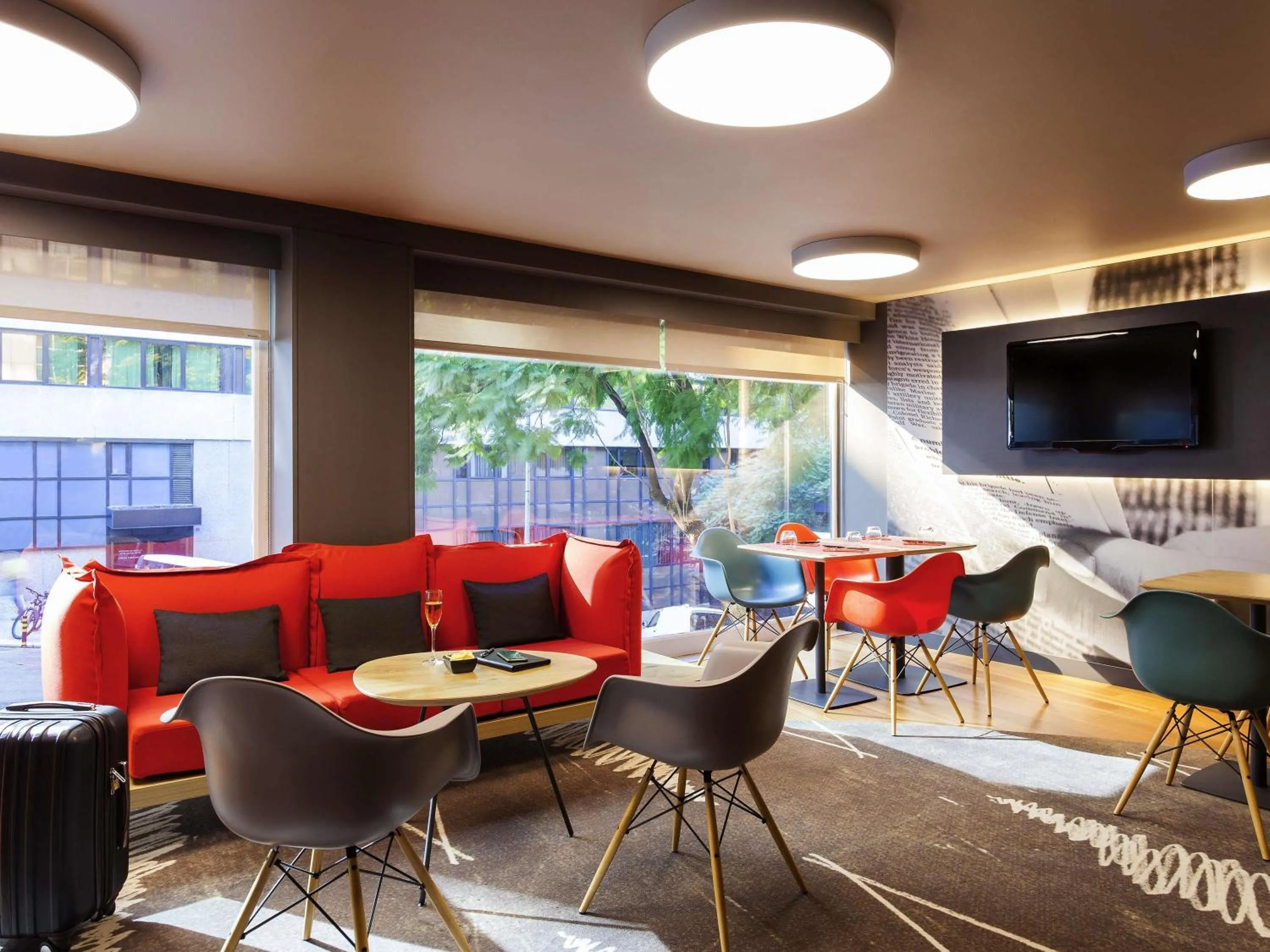 Lounge or bar in Hotel ibis Lisboa Liberdade
