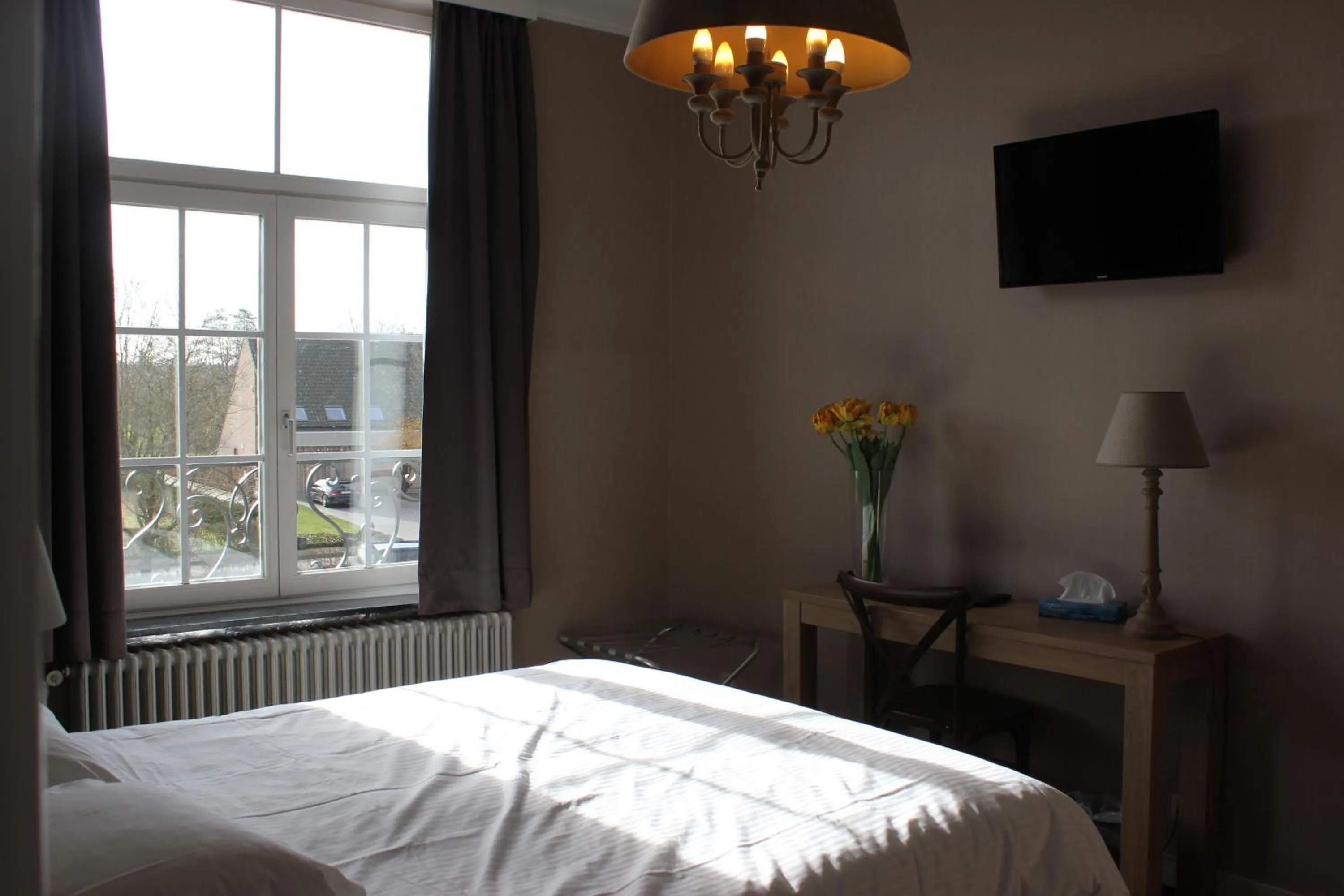 Bed in Hotel Lodewijk Van Male