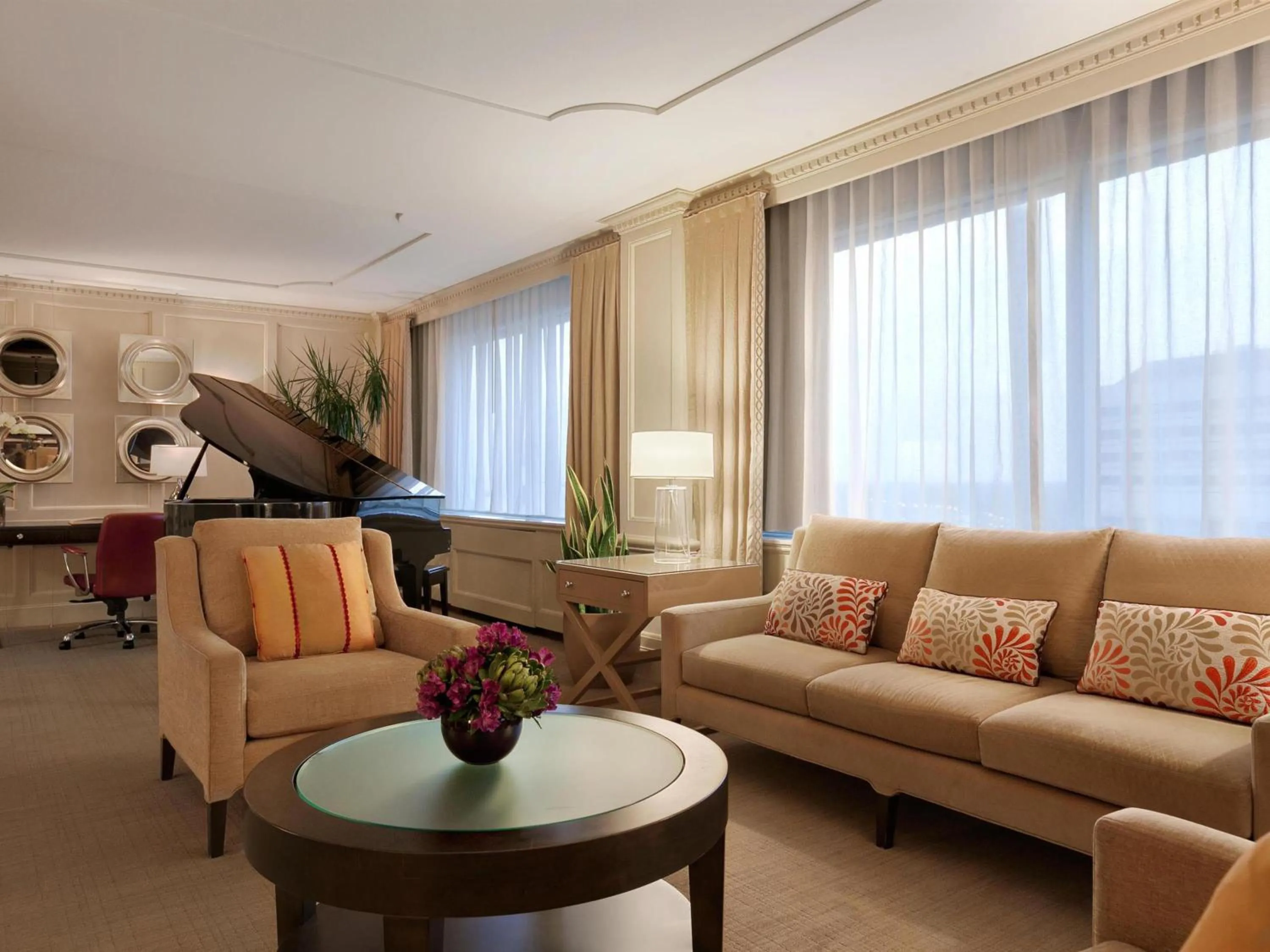 Bedroom in Fairmont Winnipeg