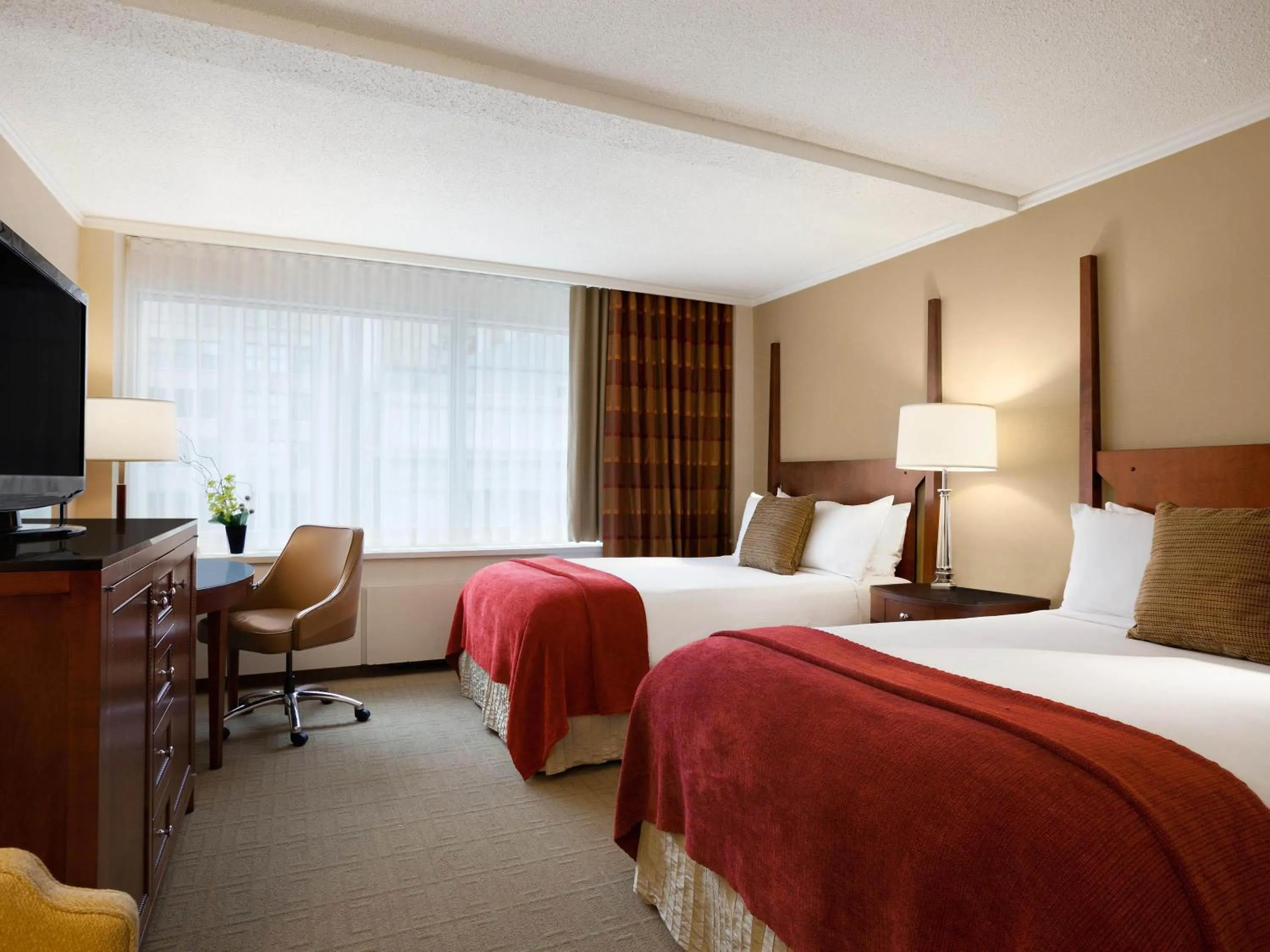 Bedroom, Bed in Fairmont Winnipeg