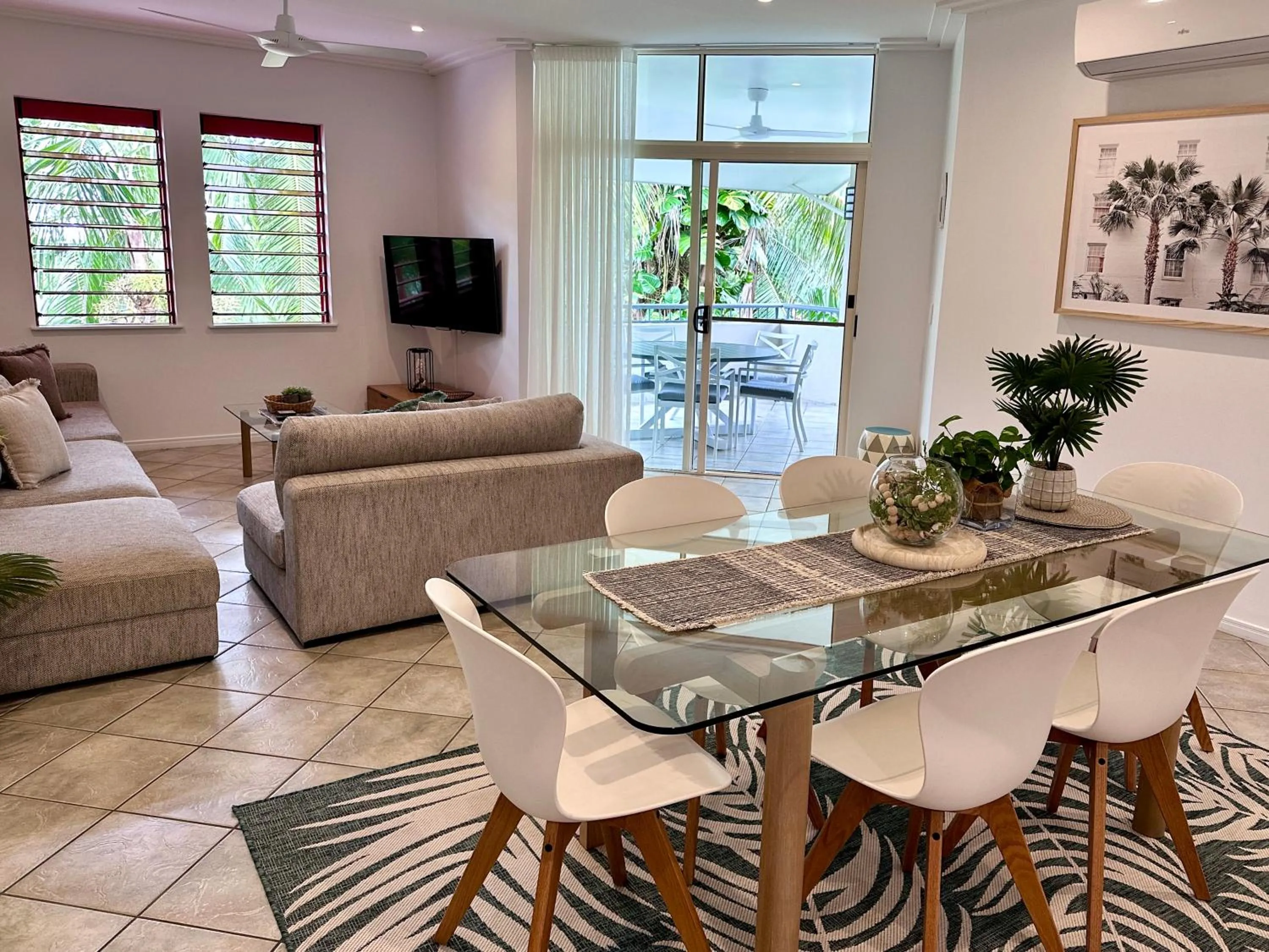 Living room in Oasis at Palm Cove
