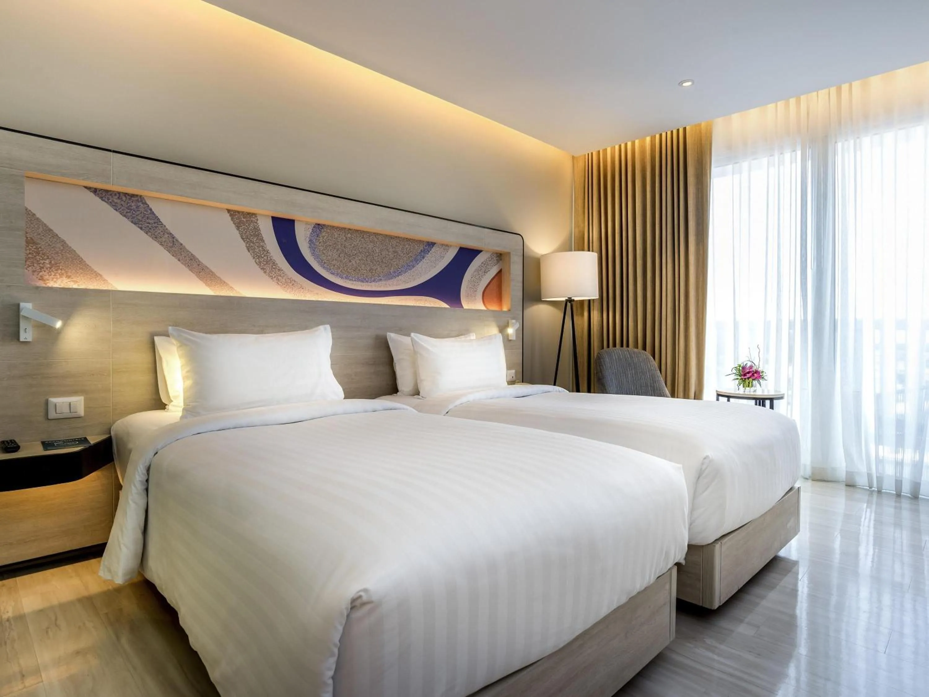 Bedroom, Bed in Novotel Phuket City Phokeethra