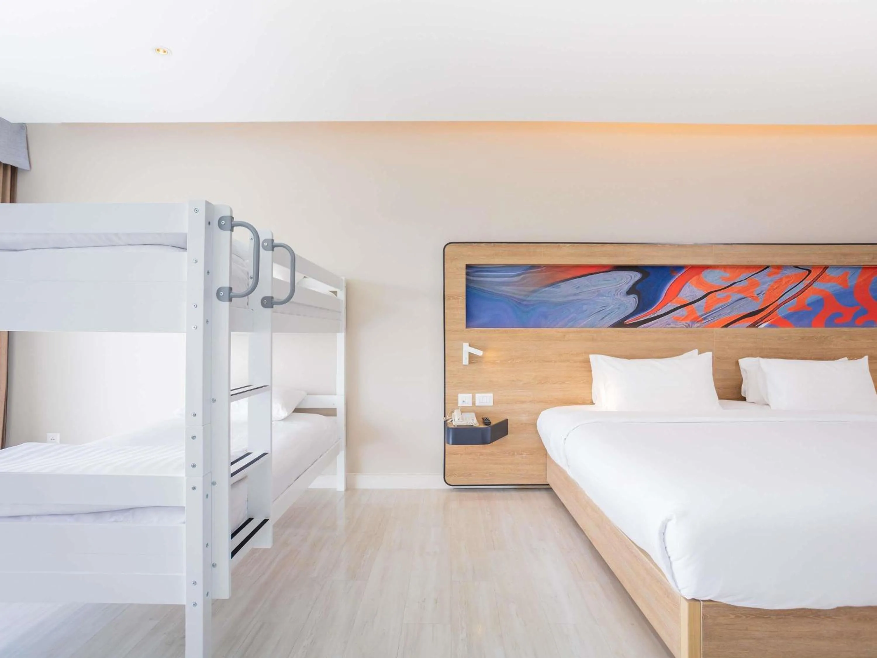 Bedroom, Bed in Novotel Phuket City Phokeethra