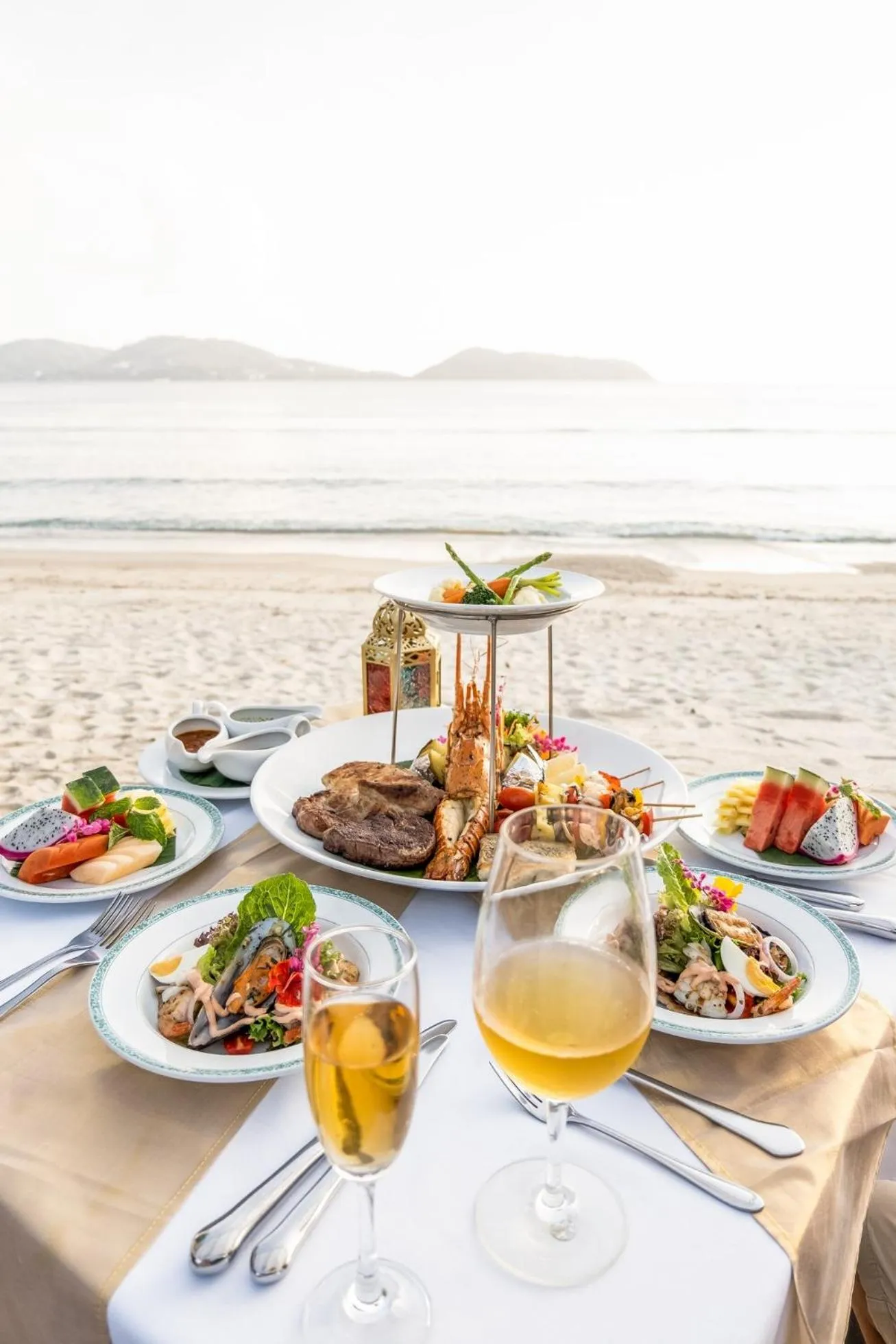 Restaurant/places to eat in Thavorn Beach Village Resort & Spa Phuket